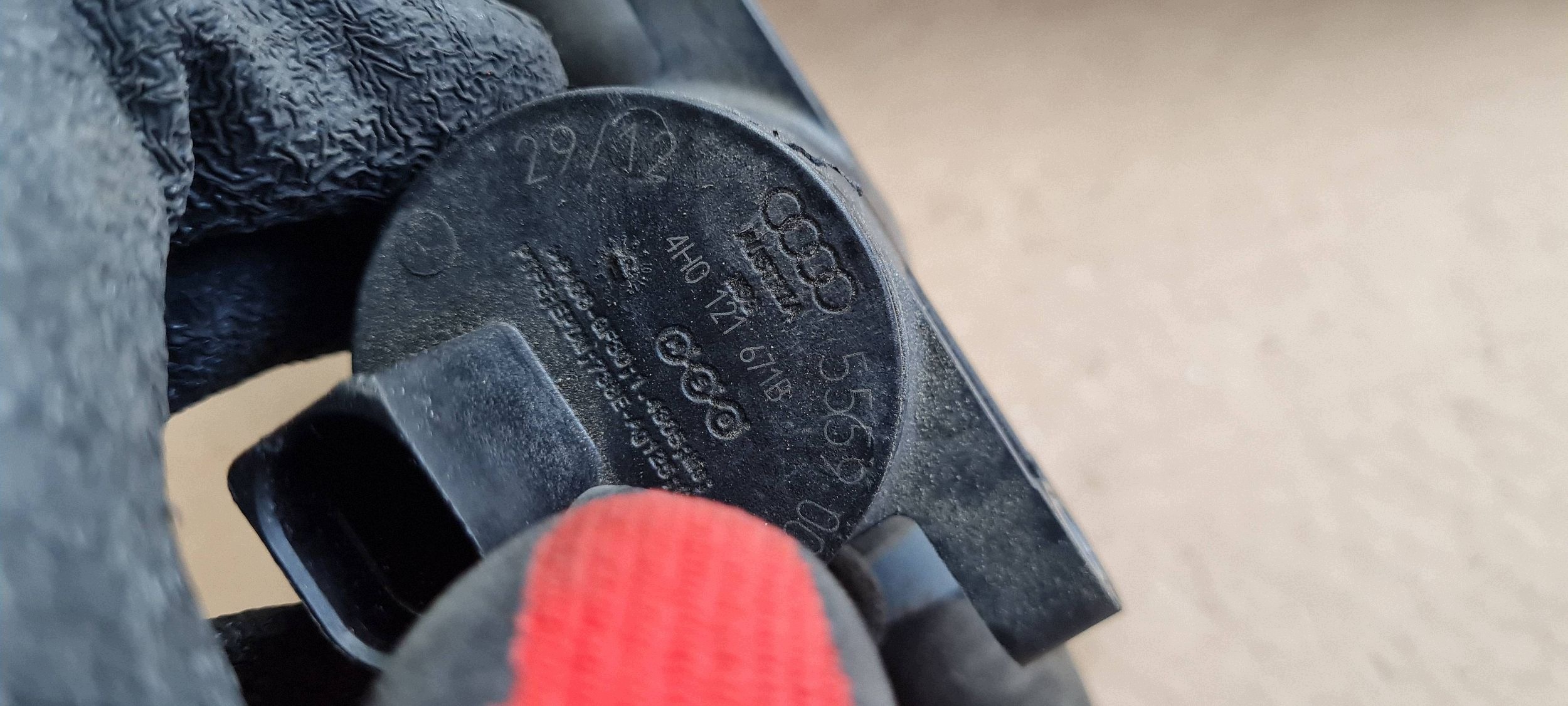 A5 8T LIFT VALVOLA elettromagnetico 4H0121671B A4 B8 A5 A6 C7 4G