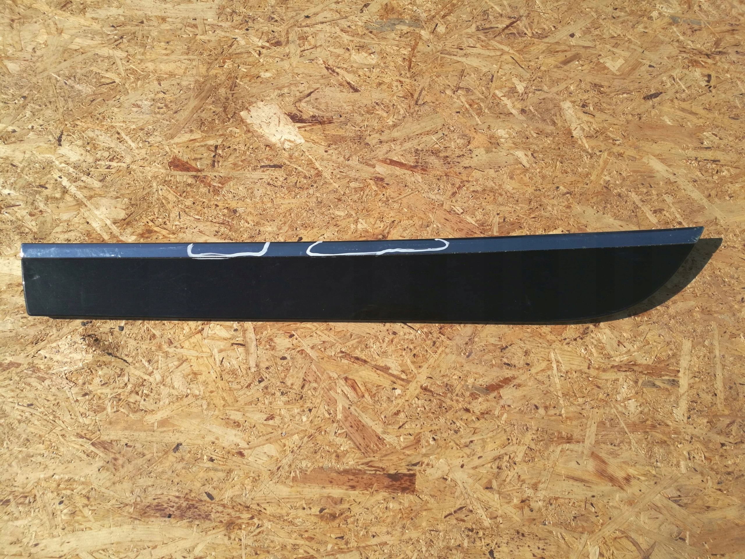 AUDI A6 C6 LISTWA DRZWI LEWYCH TYLNYCH LEWY TYŁ