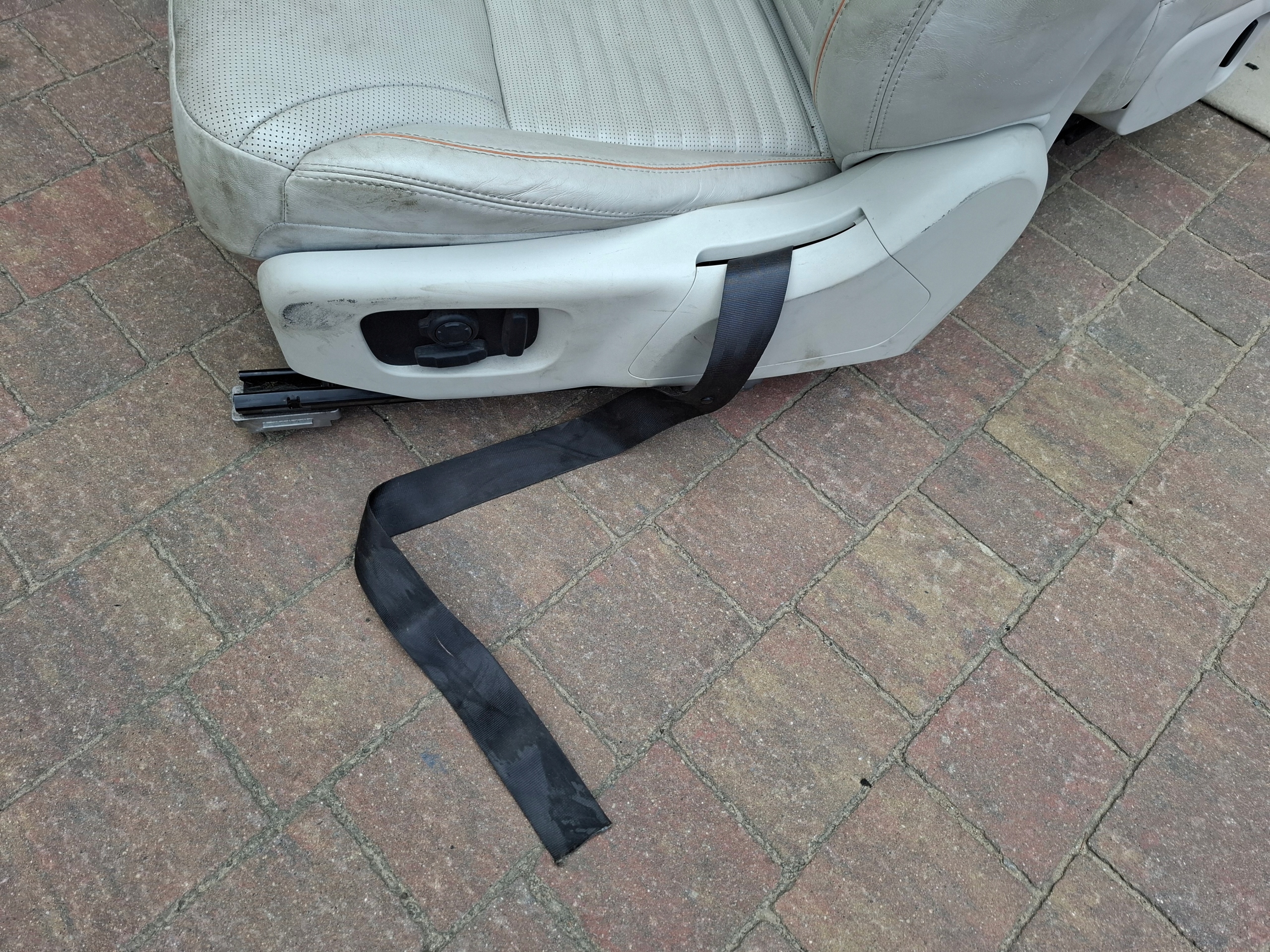 Sitze Ledersitz elektrisch LAND ROVER DISCOVERY V L462