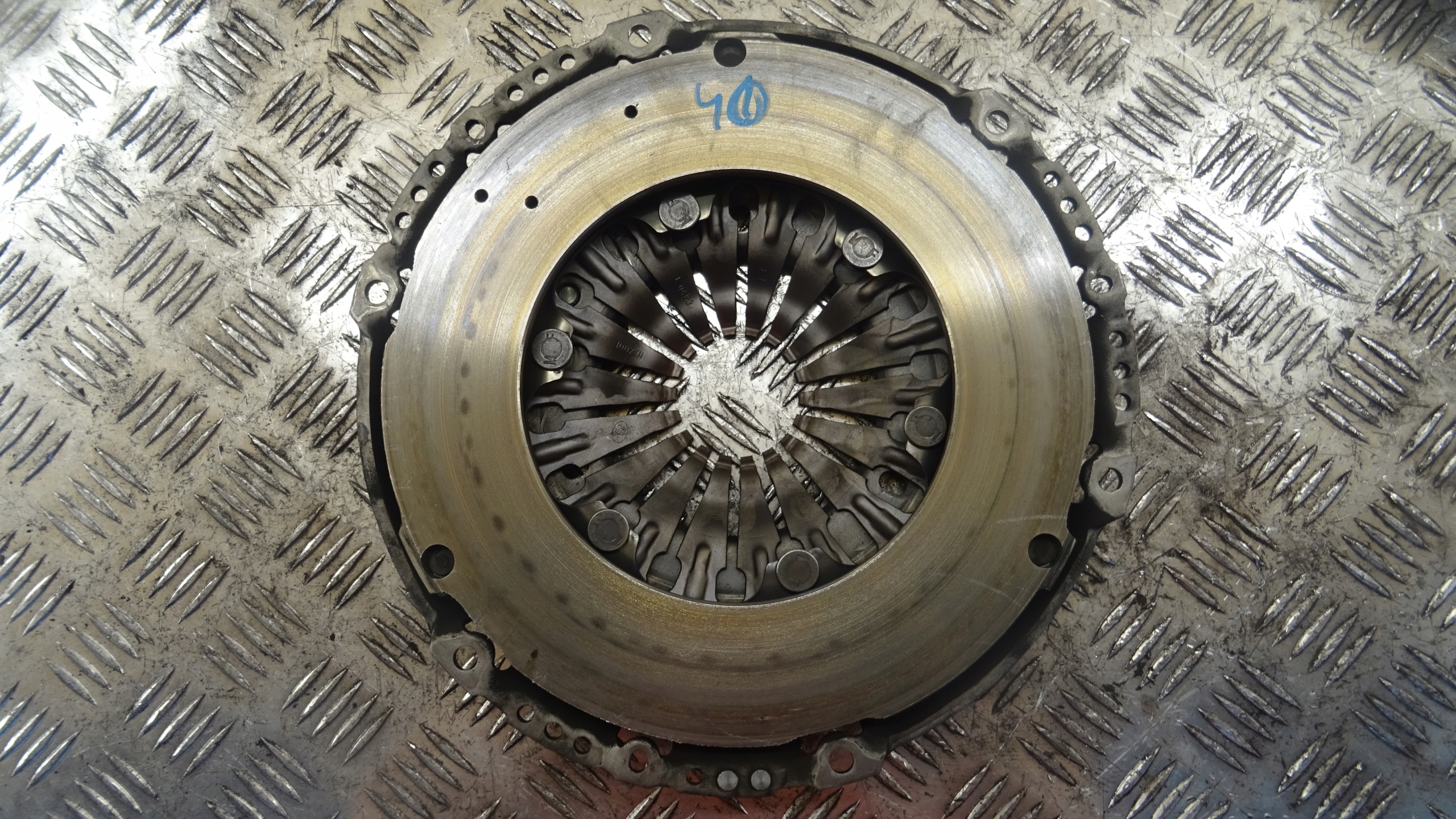 Renault OE 302059239R 123101516R nr40