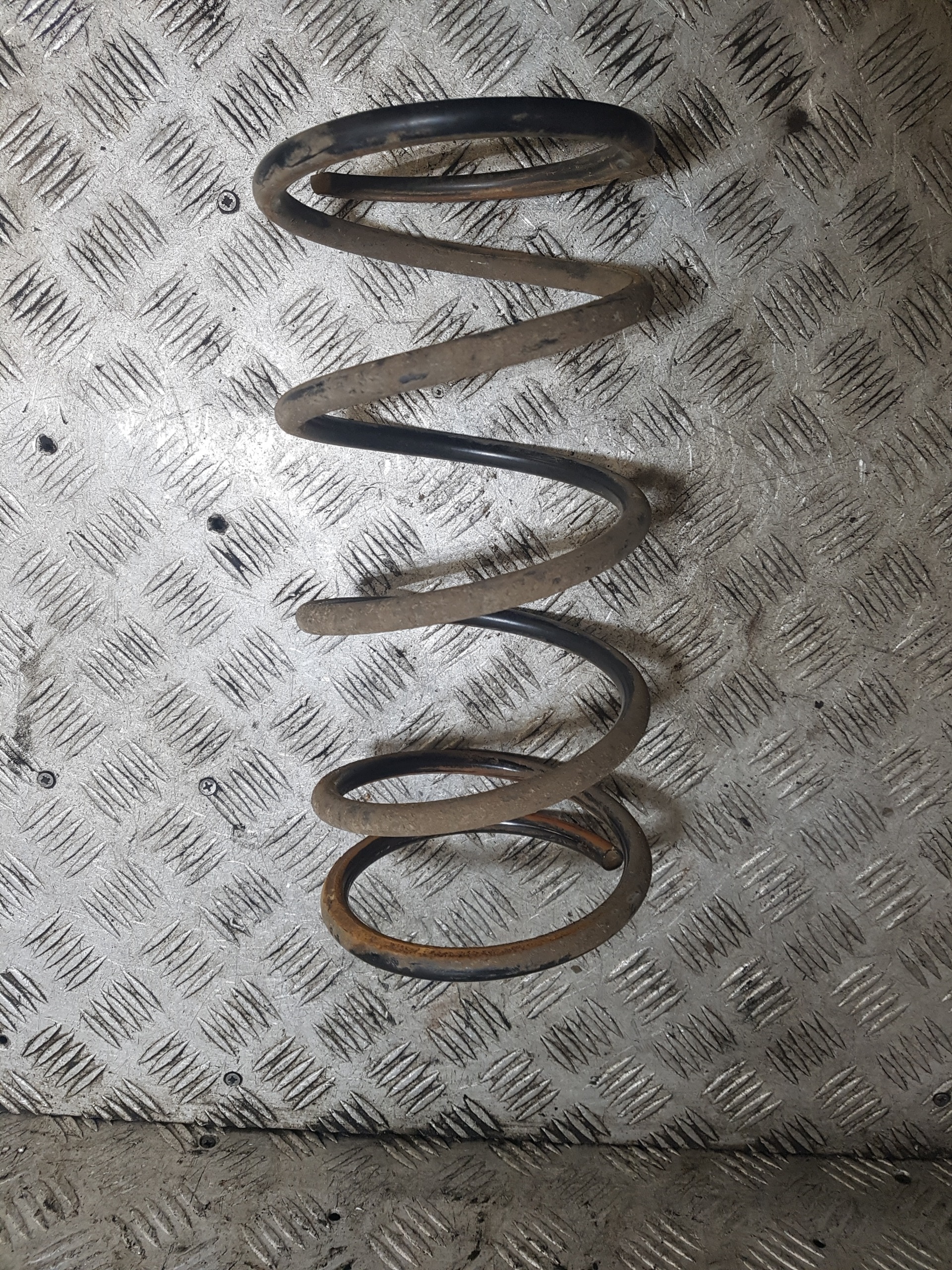 spring rear part rear MITSUBISHI PAJERO