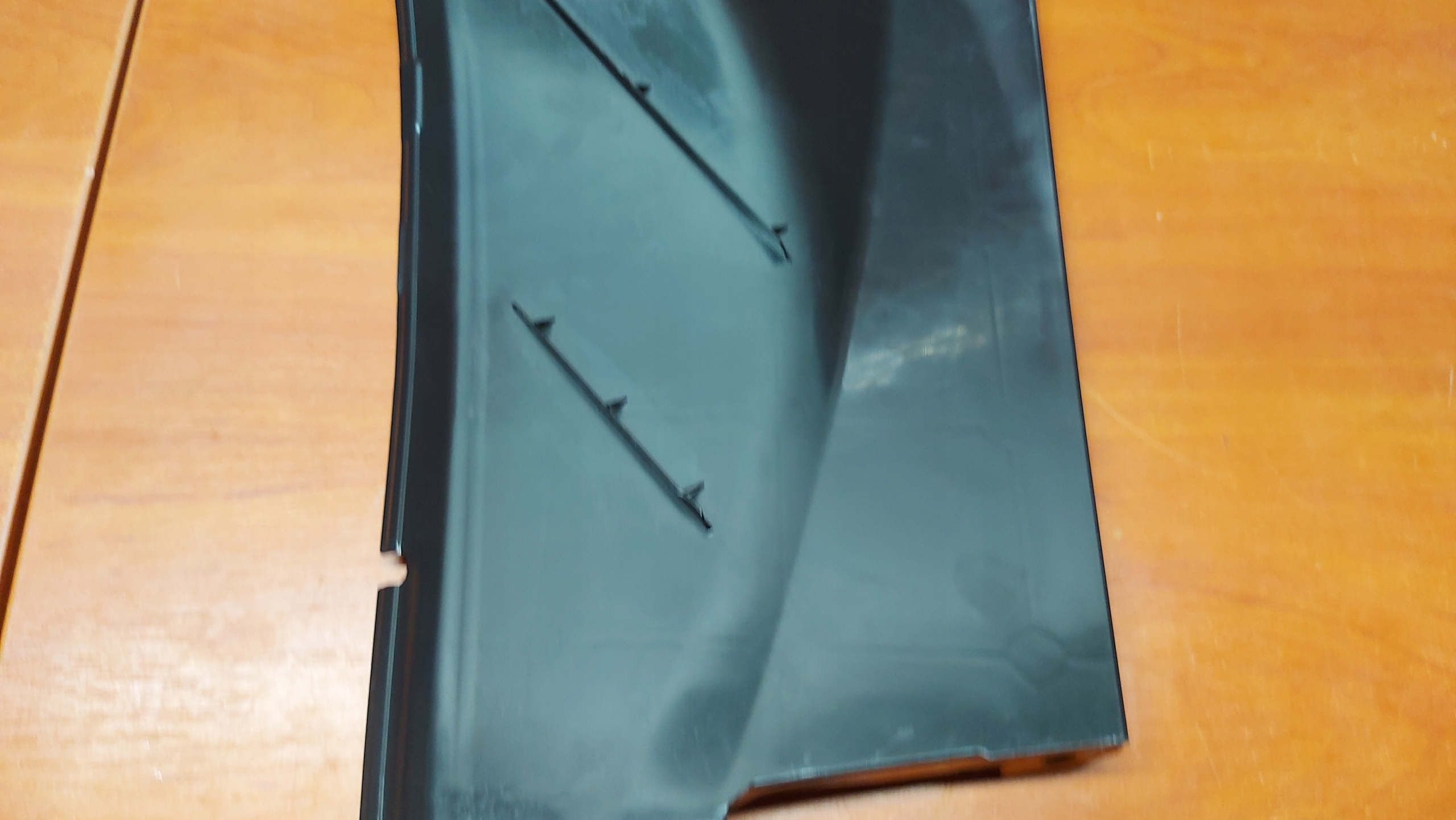 mudguard flap right rear part TOYOTA AYGO X 22
