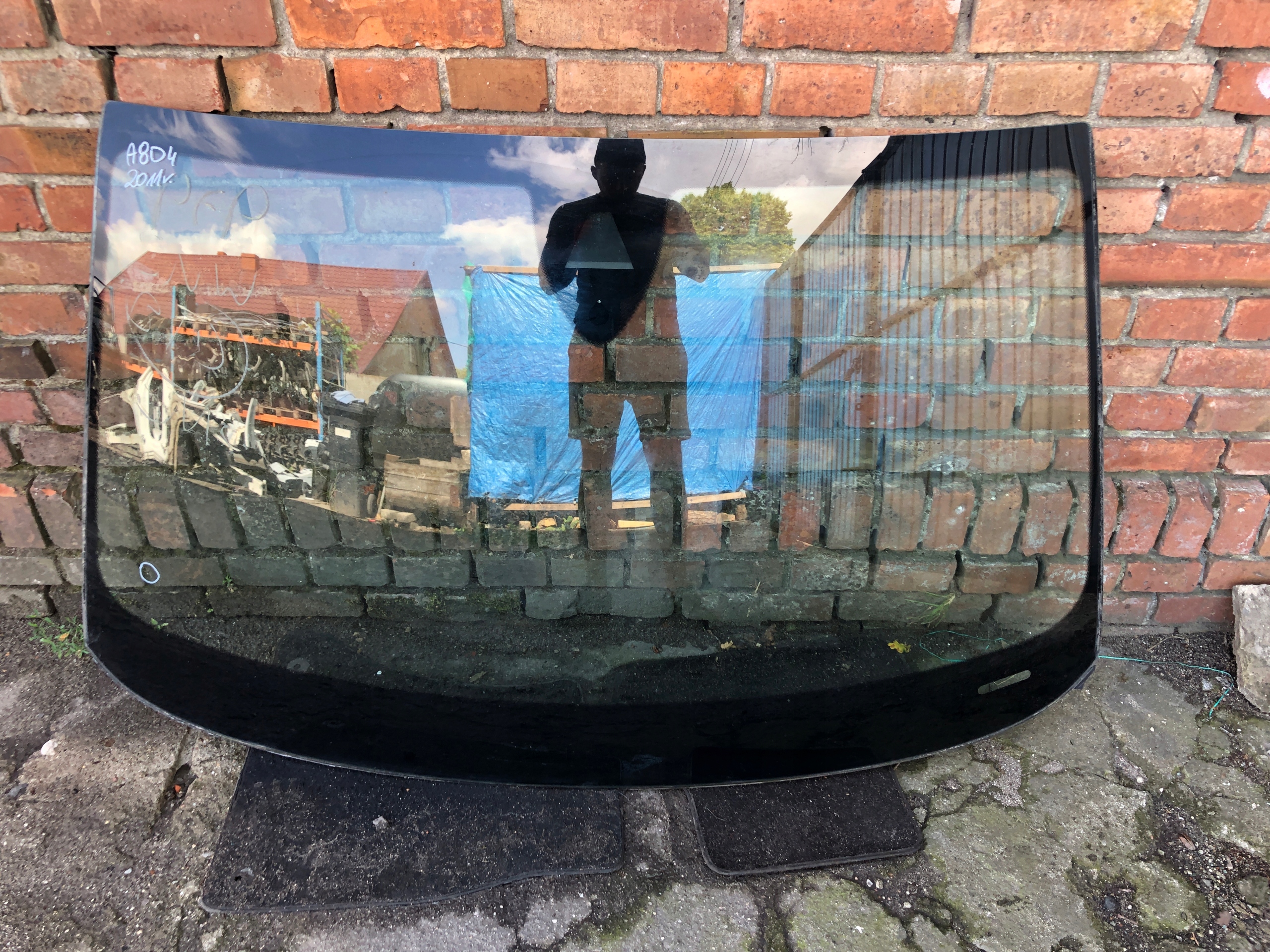 AUDI A8 D4 SZYBA PRZEDNIA CZOŁOWA ORYGINAŁ 2011r