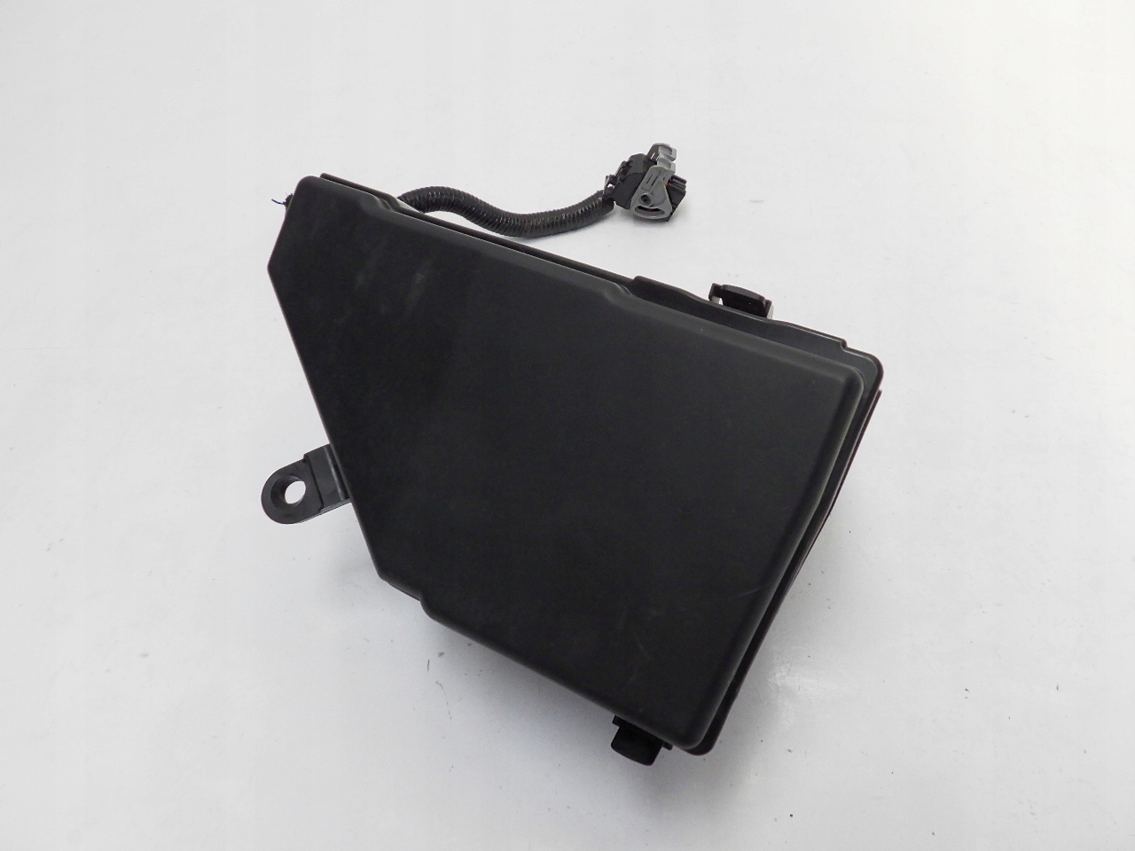 QASHQAI III J12 PUSZKA BEZPIECZNIKÓW 243826UAOA