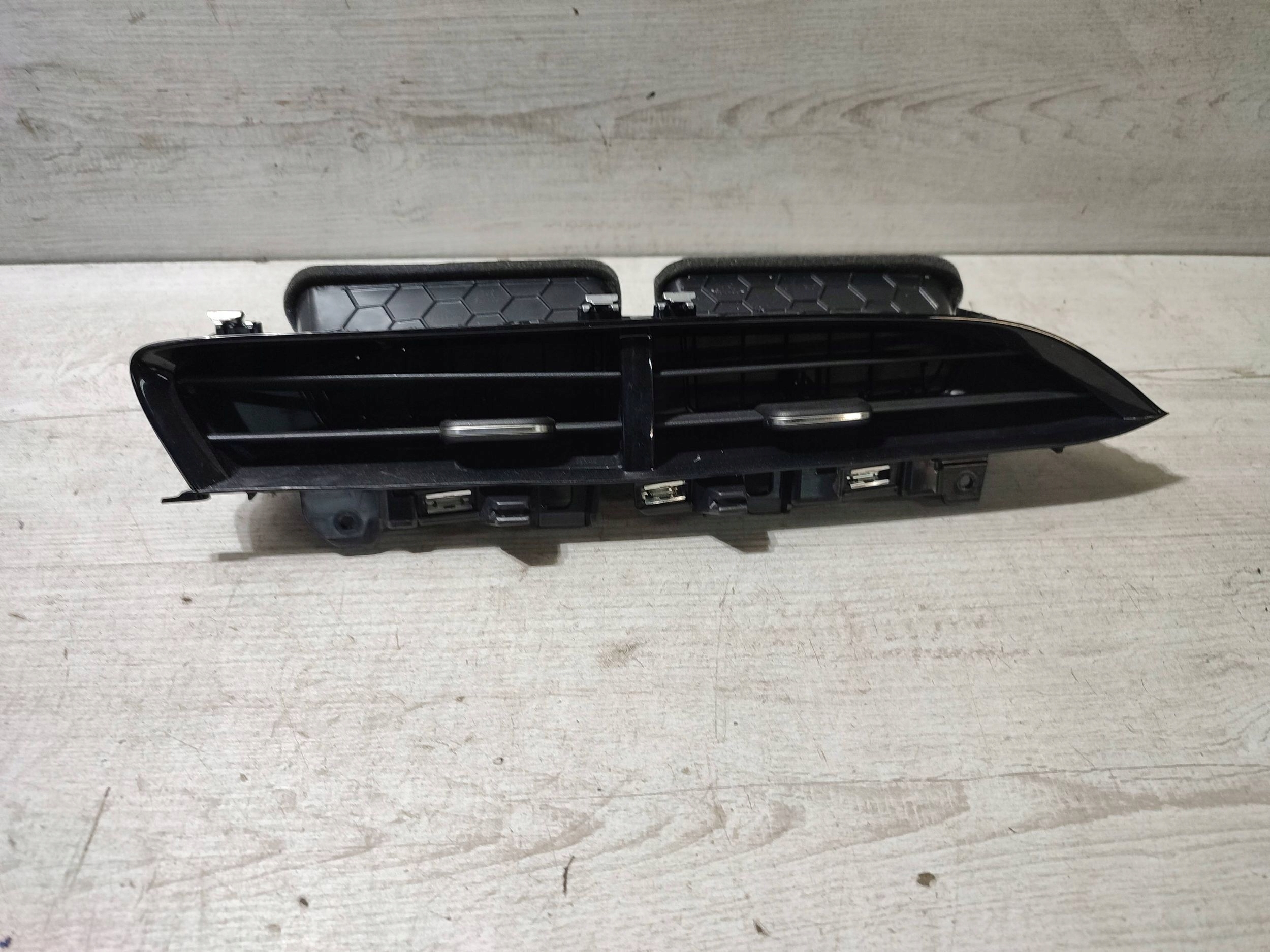 Opel Corsa F 2020 grid air conditioning devices