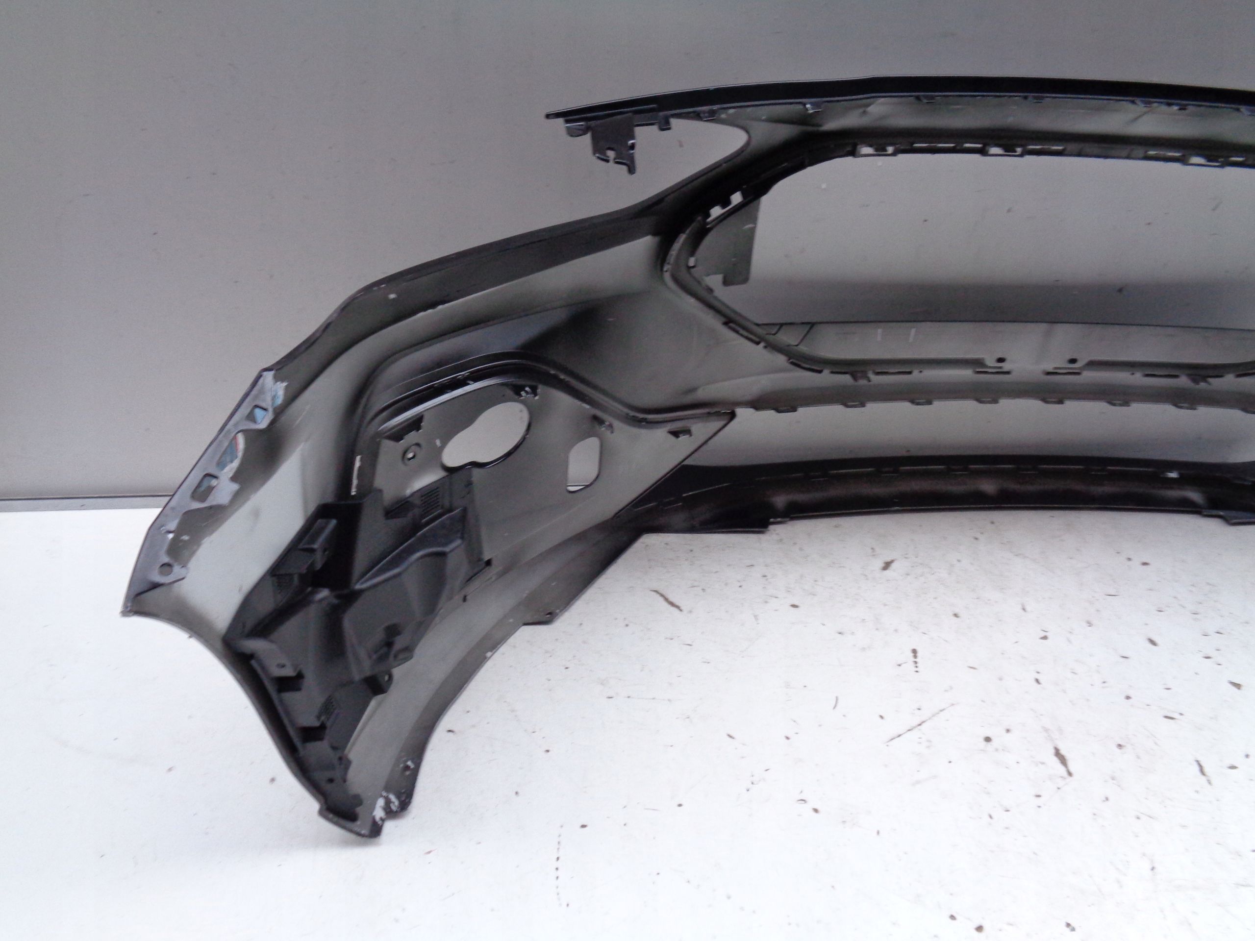 FRONTSTOSSSTANGE FORD FOCUS MK4 22- LIFT ST-LINE NR 44128