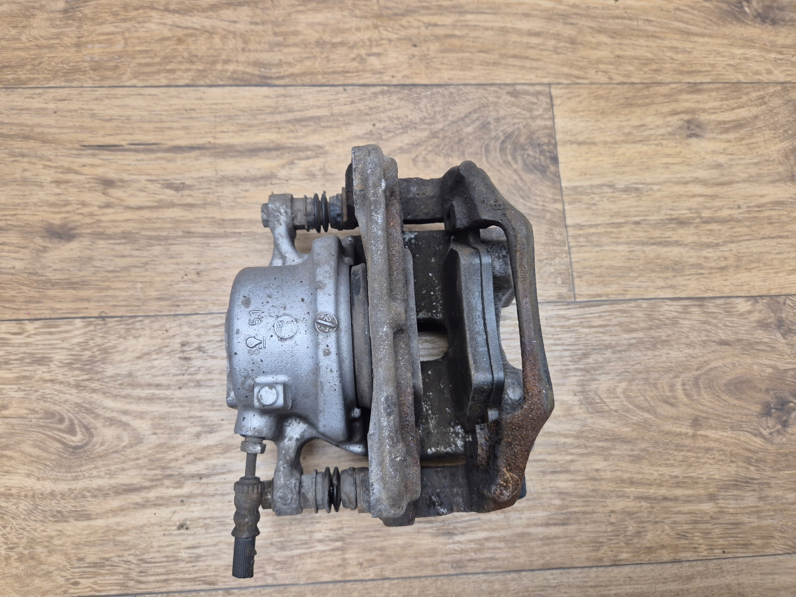BMW G01 G20 G30 G31 caliper brake right front front 6872800
