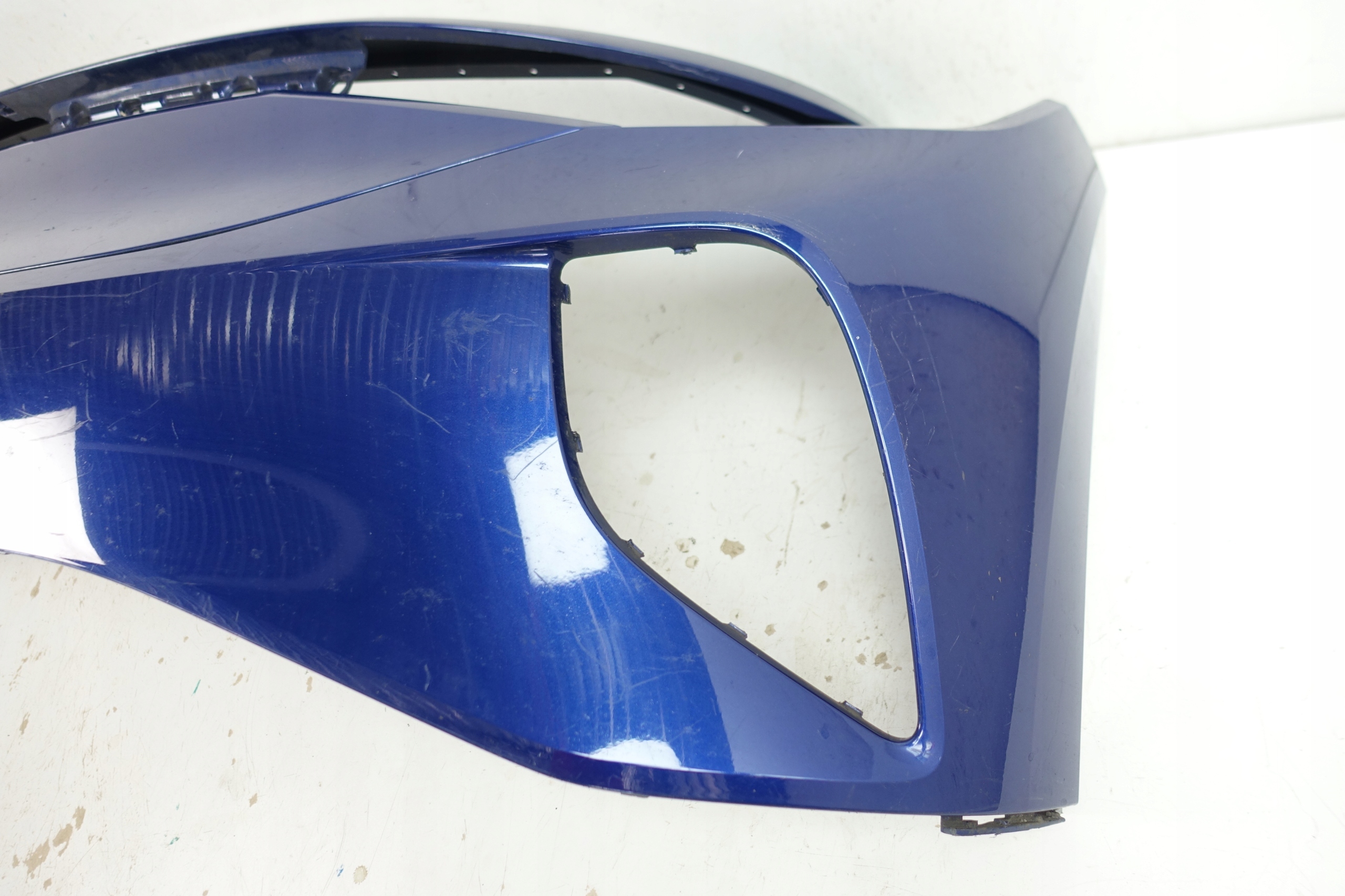 VW ID4 ID.4 2020- nárazník předek přední 11A807221