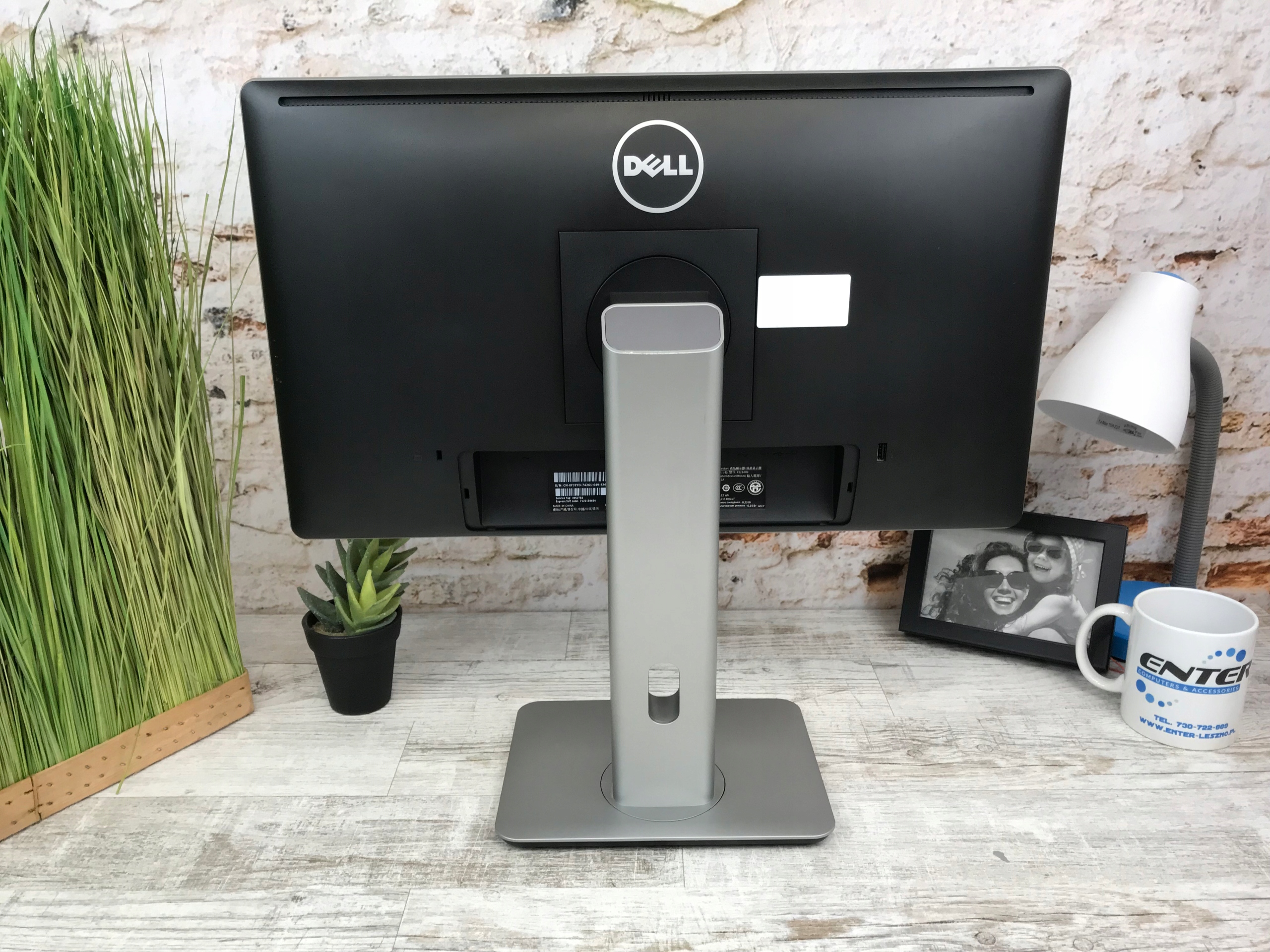 Monitor DELL P2214Hb 21,5 1920x1080 /VGA DP DVI USB/ Marka Dell