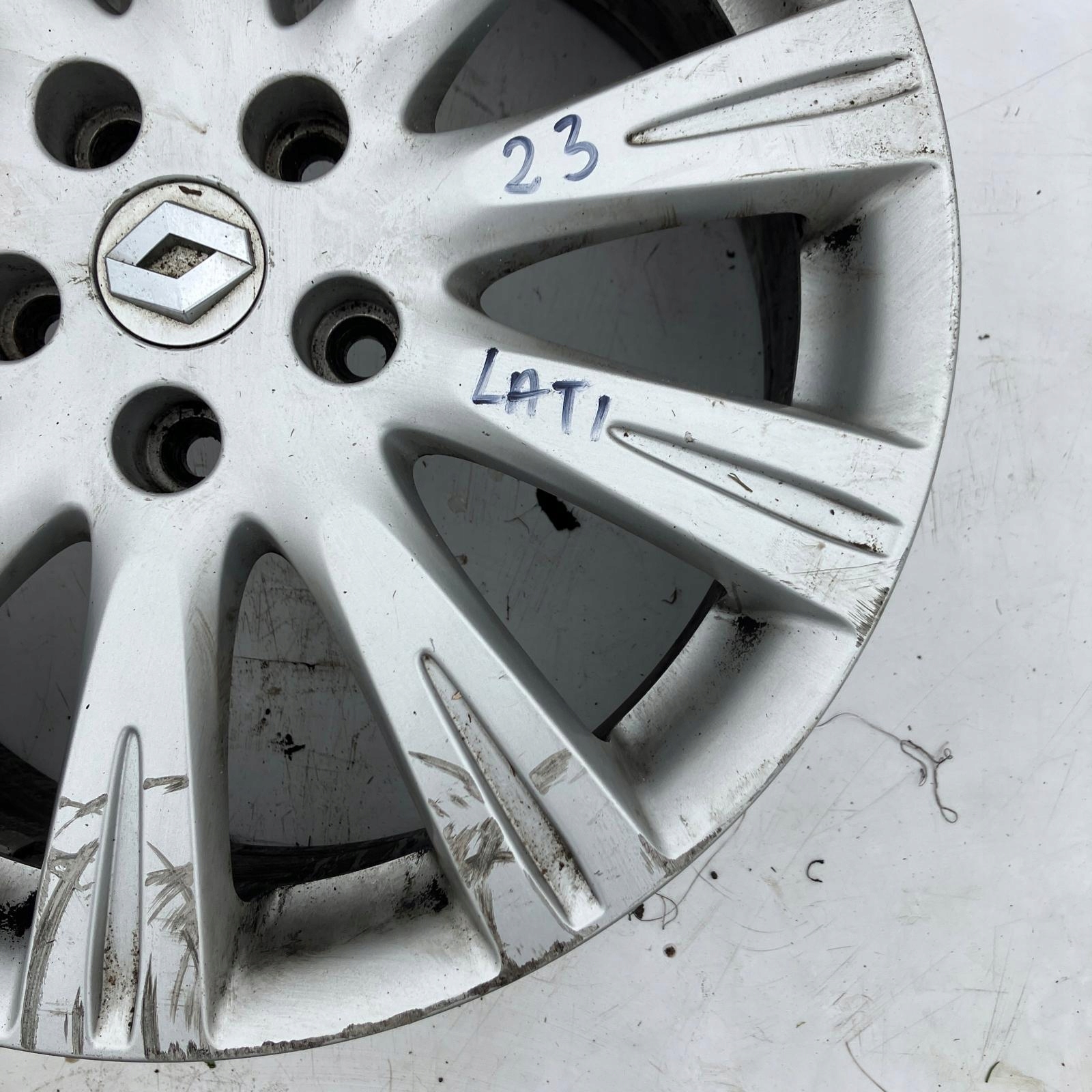 disk RENAULT LATITUDE 18 CALI #23 403000058R