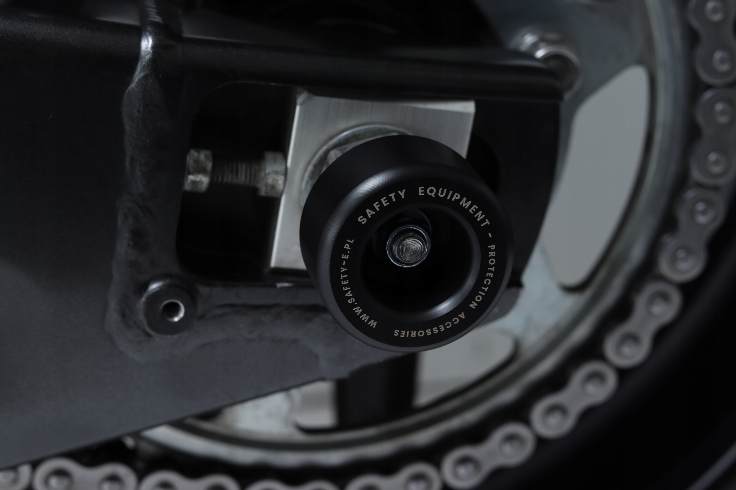 Yamaha YZF-R1 2007-2008 - Crash pady SE koła T. Producent Safety-E