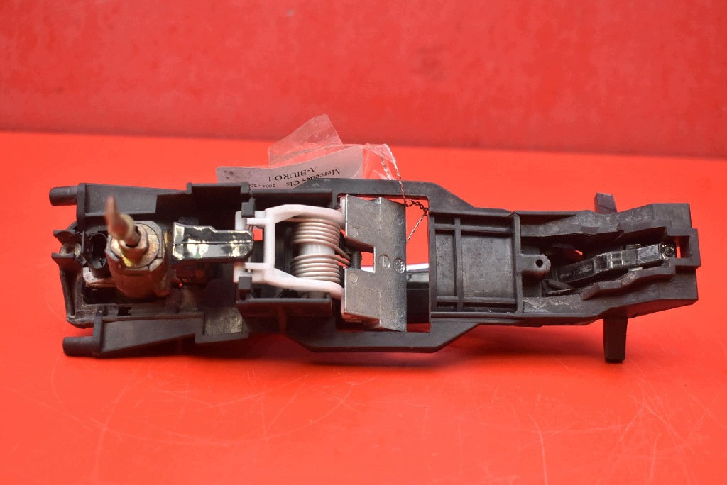 handle left front front 197 CHROM MERCEDES CLS C219 04-10