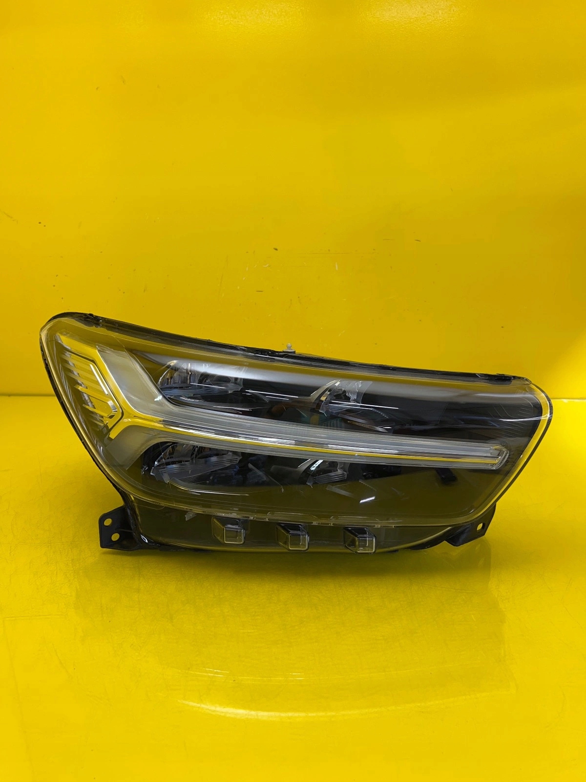 light right front Volvo XC40 II 17- Full Led 31446779