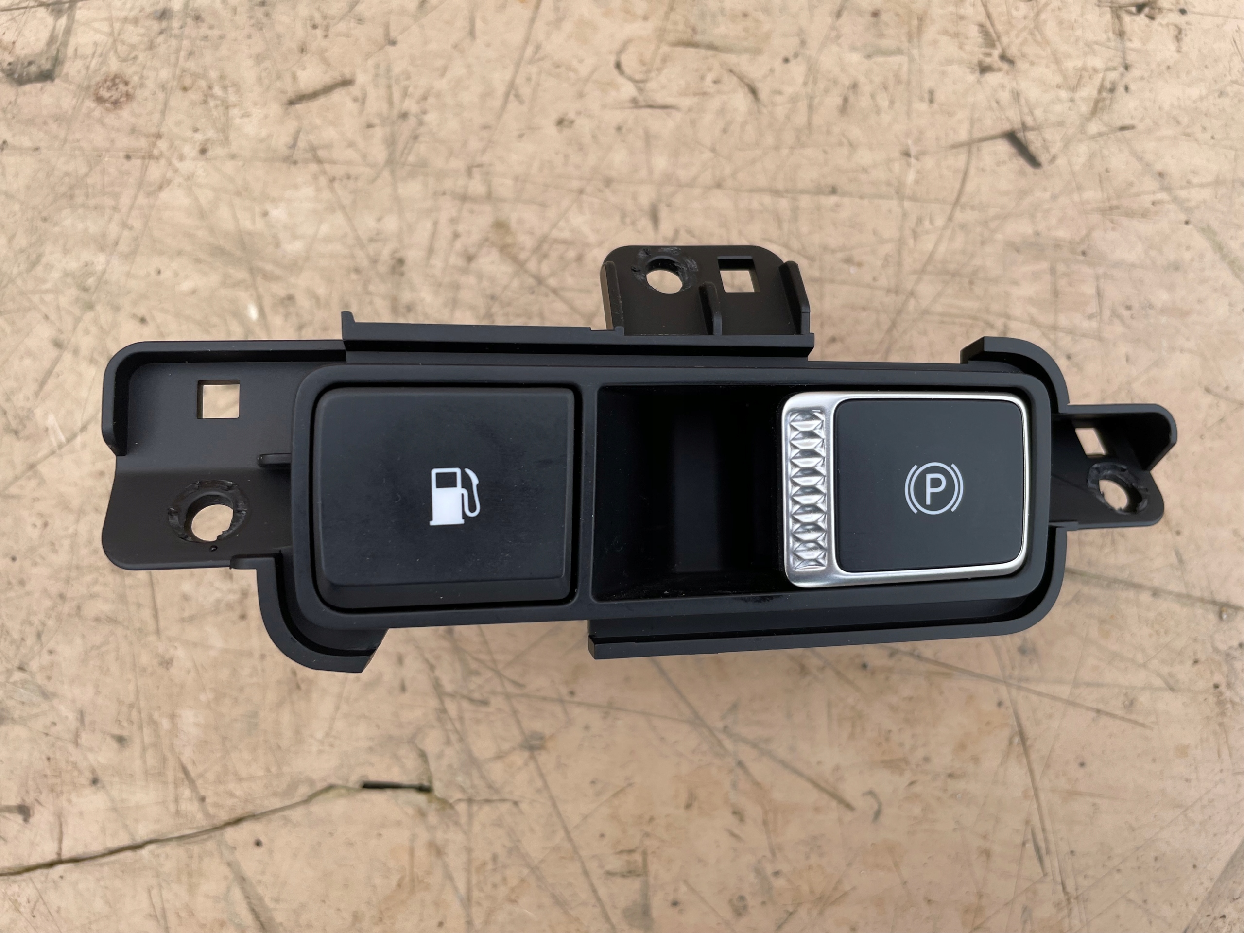 HYUNDAI SANTA FE V panel hamulca klapki wlewu