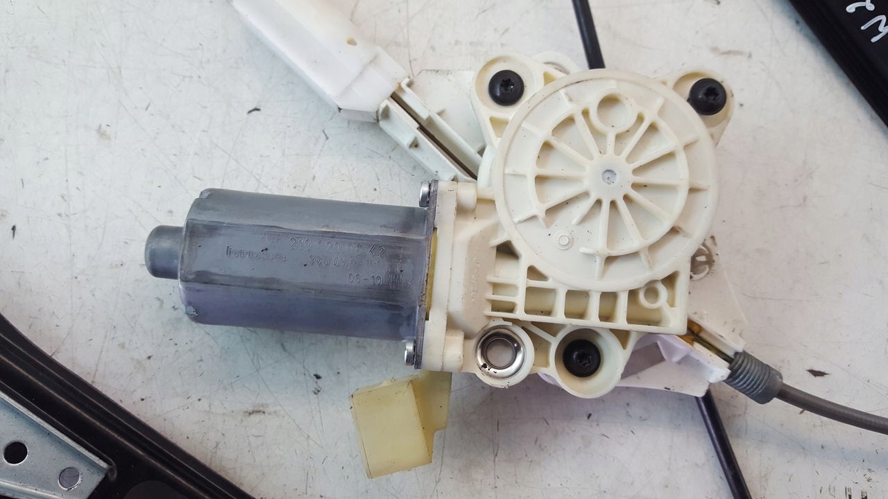 window regulator right rear part Mercedes W219 3.0 CDI
