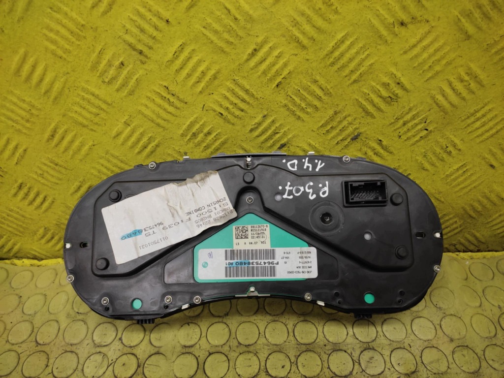 PEUGEOT 307 1.4 HDI dials P9647538480
