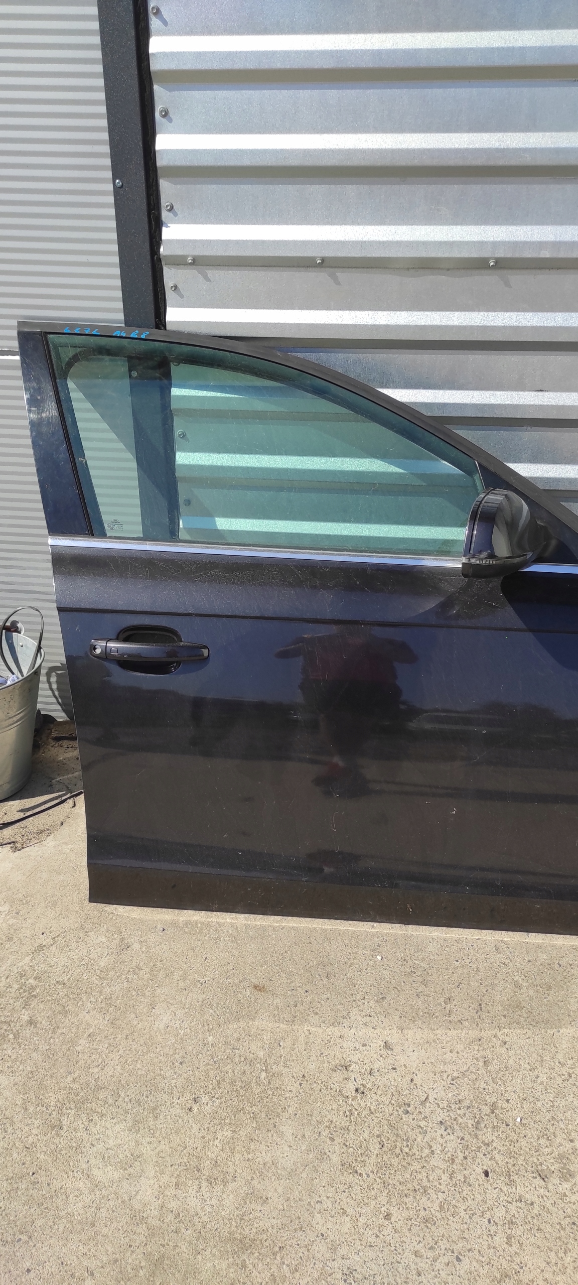 door right front right front audi a4 b8 LZ7L