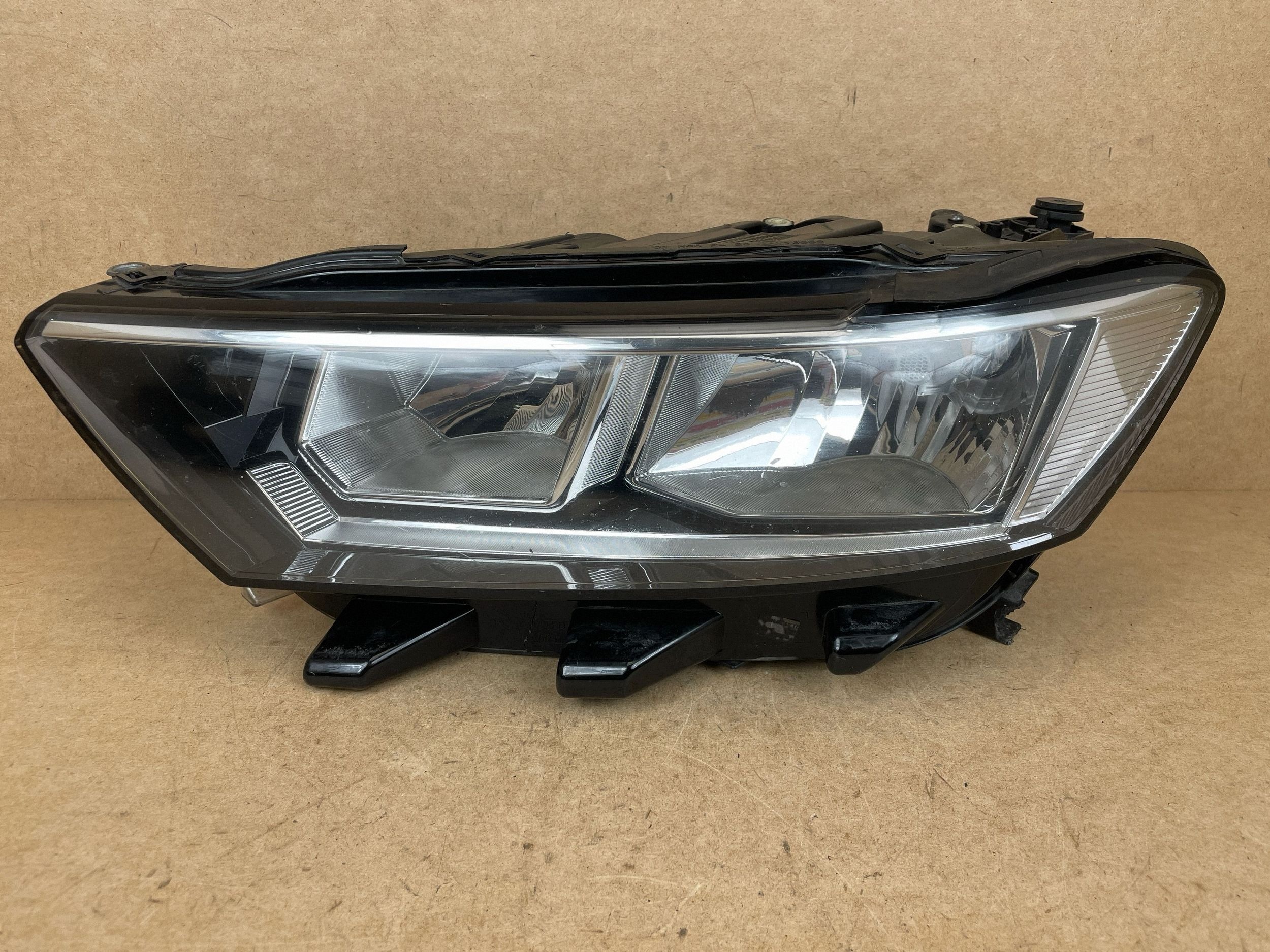 light front left H7 VW T-ROC and A11 2GA 2017-2021 2GA941005B