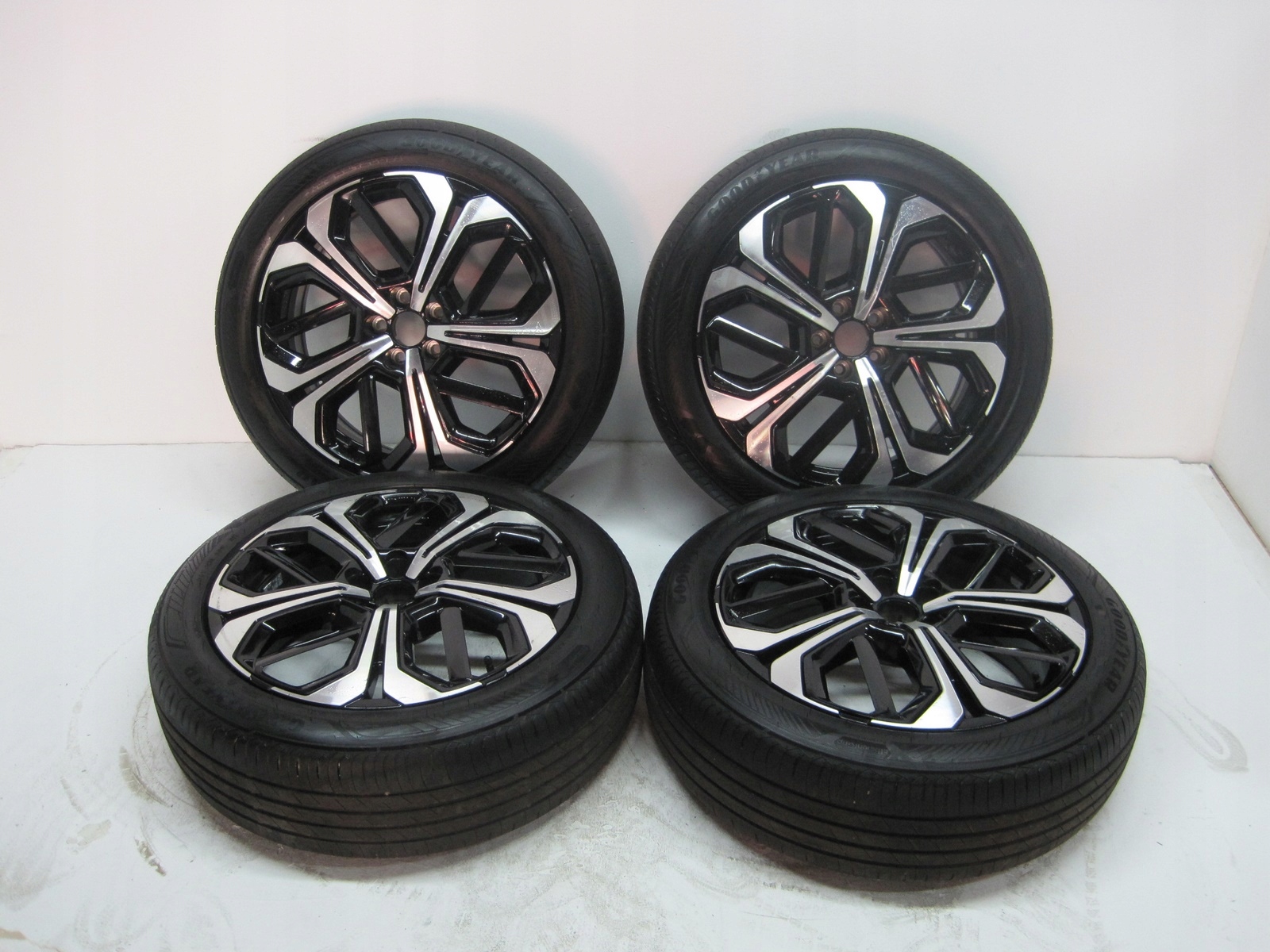 wheels discs tyres CITROEN C5X R19 5mm