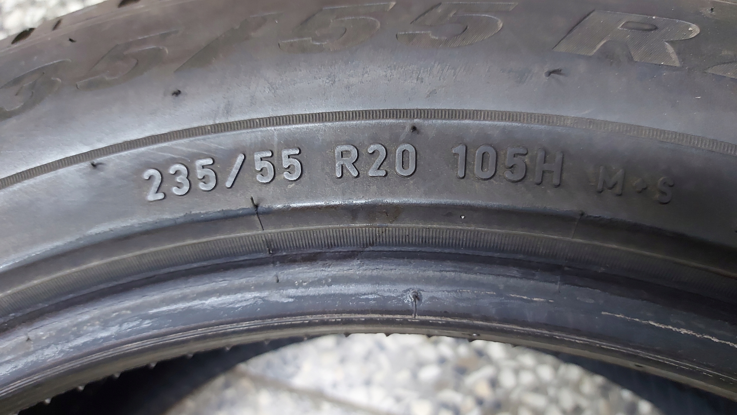 PIRELLI SCORPION 235/55r20 tyres winter 6mm