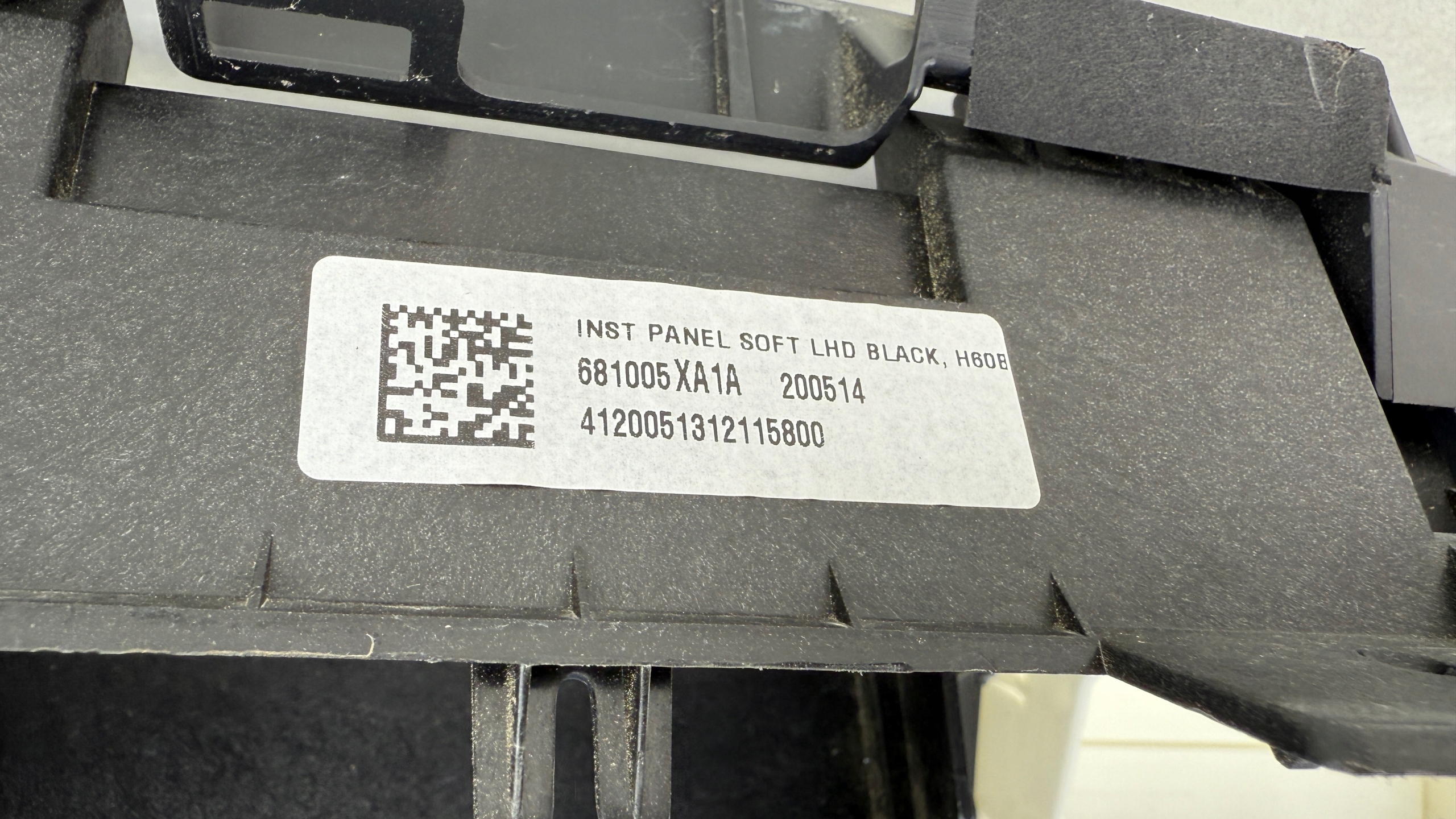 MERCEDES W470 торпеда консоль кожа оригинал