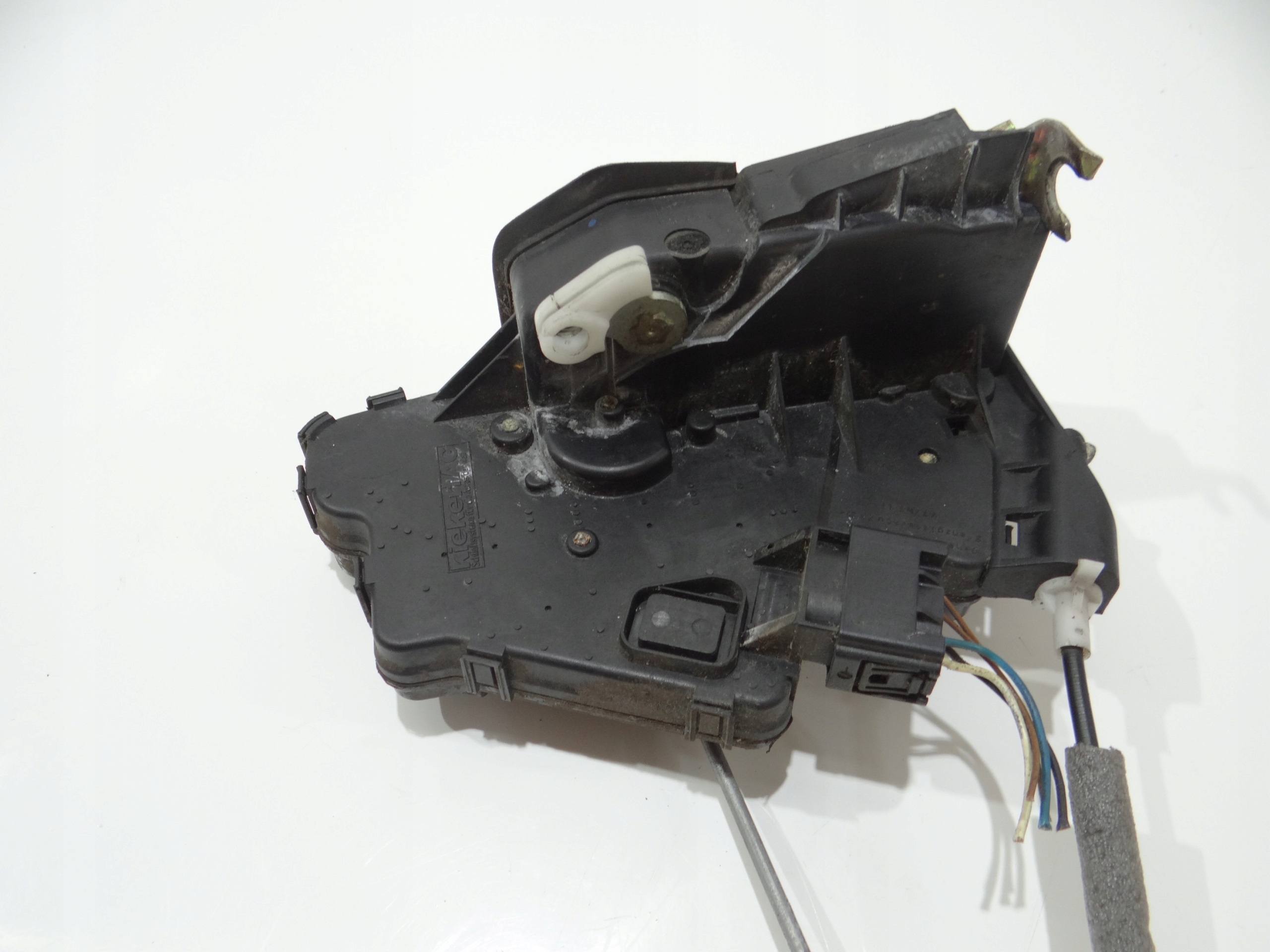 lock door left rear part BMW E46 TOURING 7011245