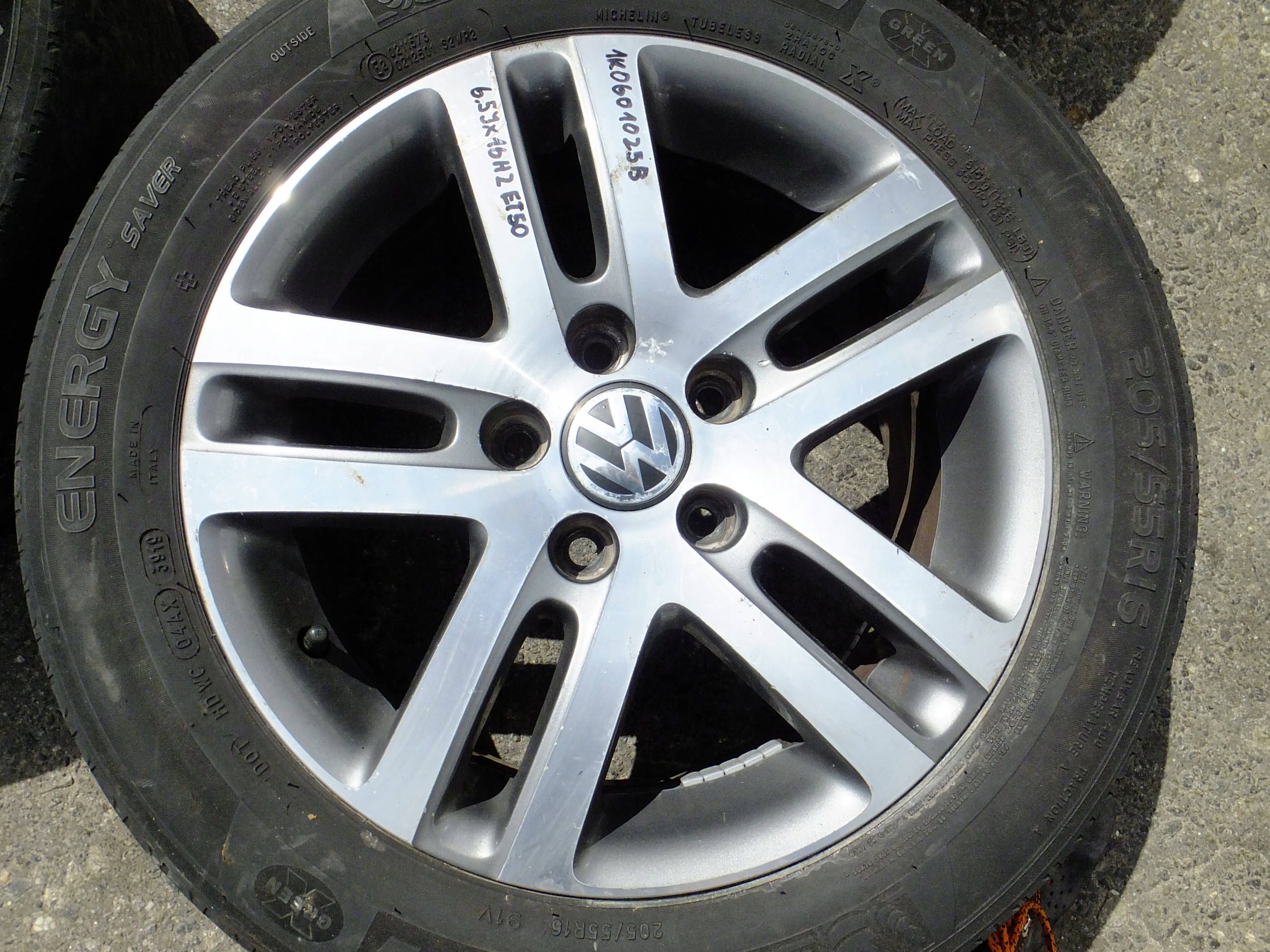 CERCHI di alluminio 16'' vw touran e 2008r 1K0601025B