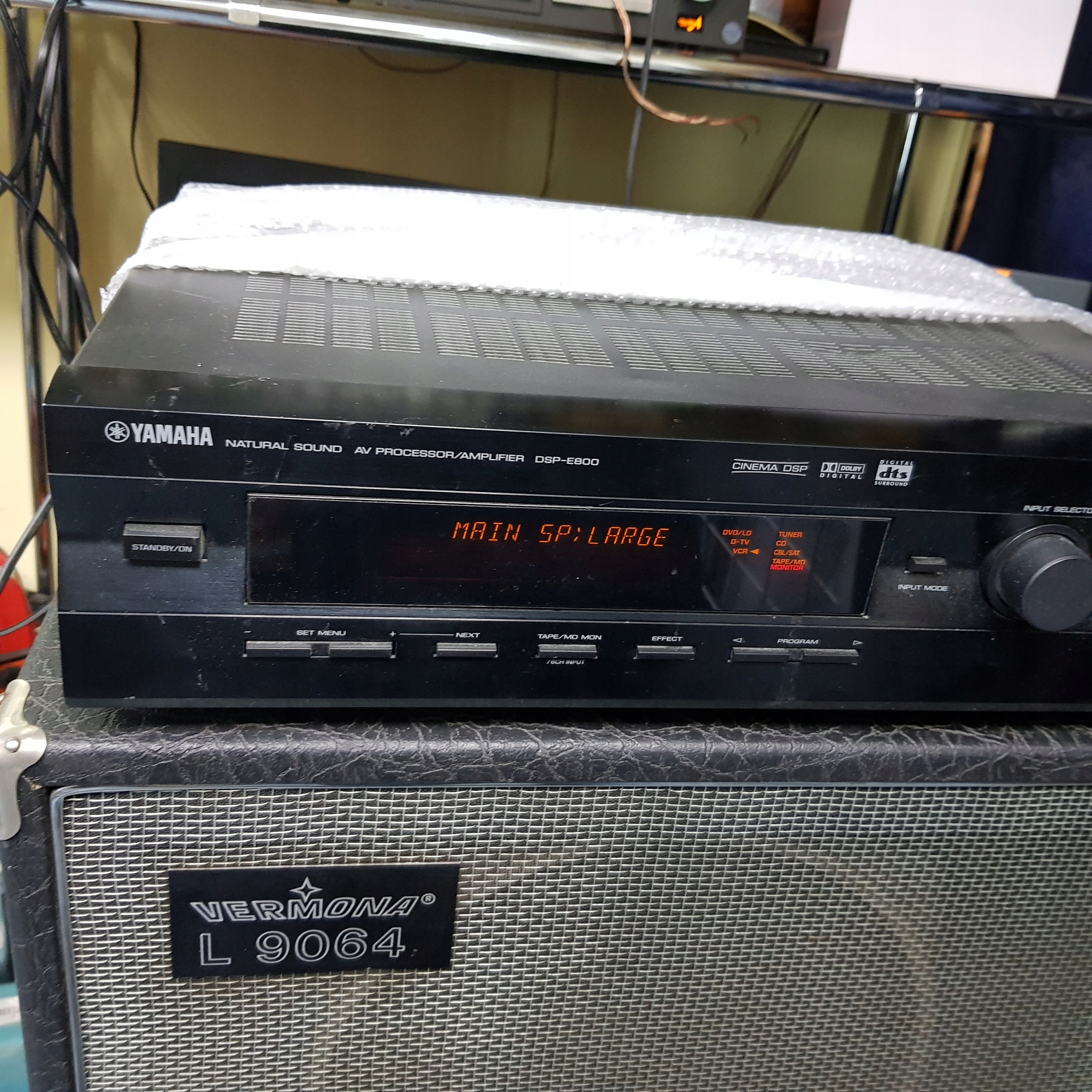 Natural Sound Processor AMPLIFIER YAMAHA DSP E800