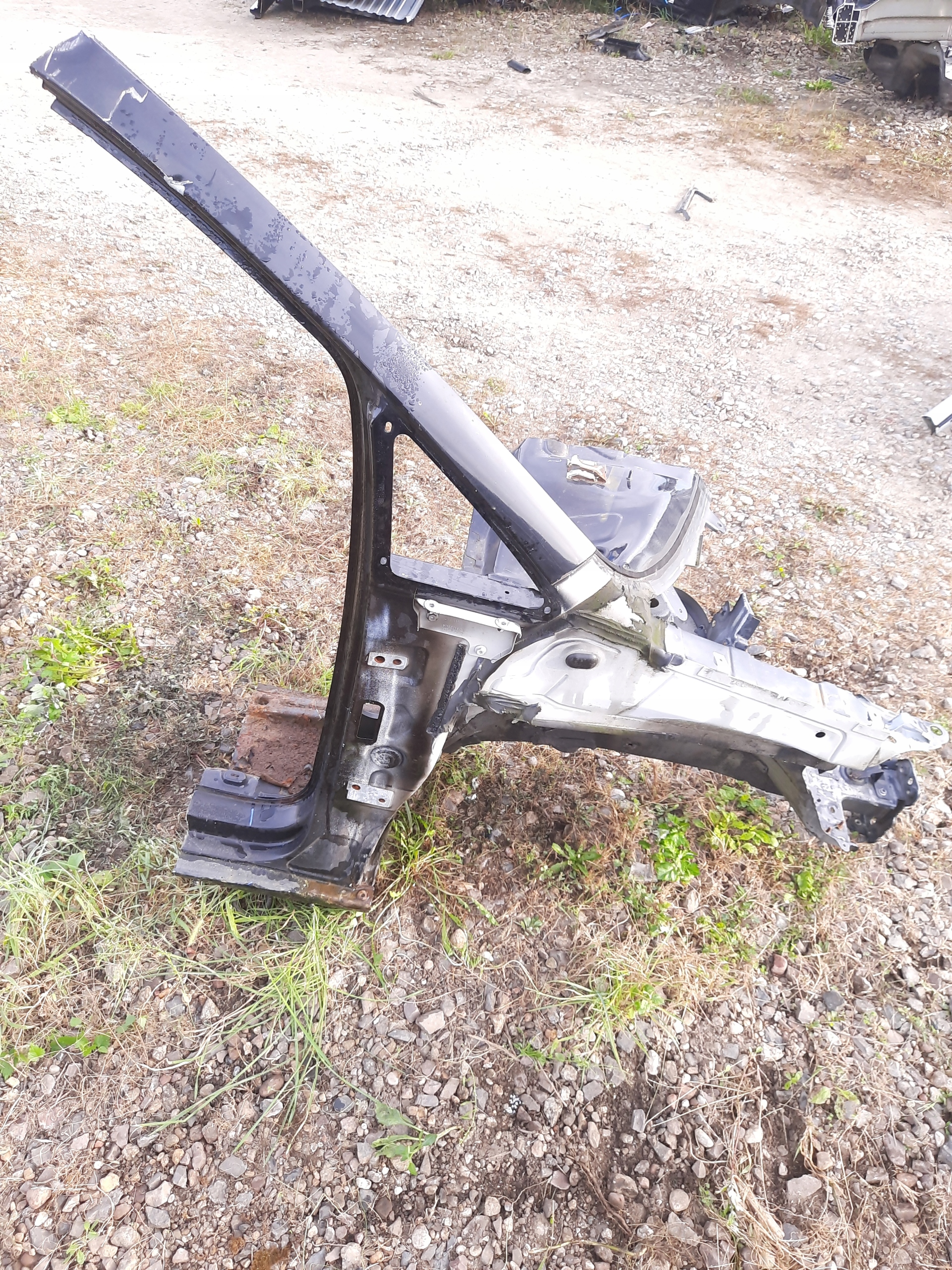 Vw Touran II ЧЕТВЕРТИНА ПЕРЕД ПРАВА (10-15r.)