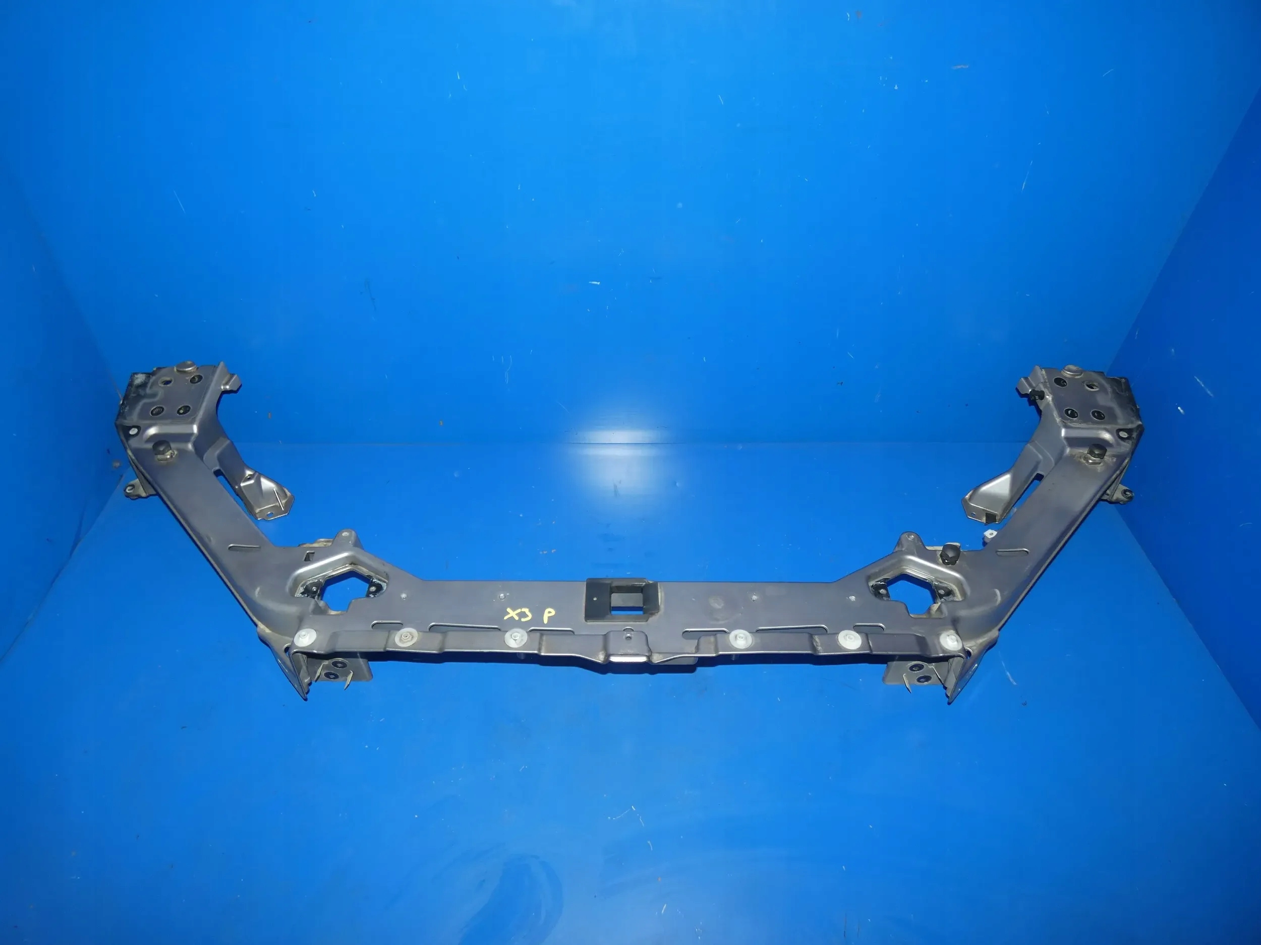 Jaguar XJ X351 PAS PRZEDNI WZMOCNIENIE CZOŁOWE BELKA PRZÓD Typ samochodu Samochody osobowe