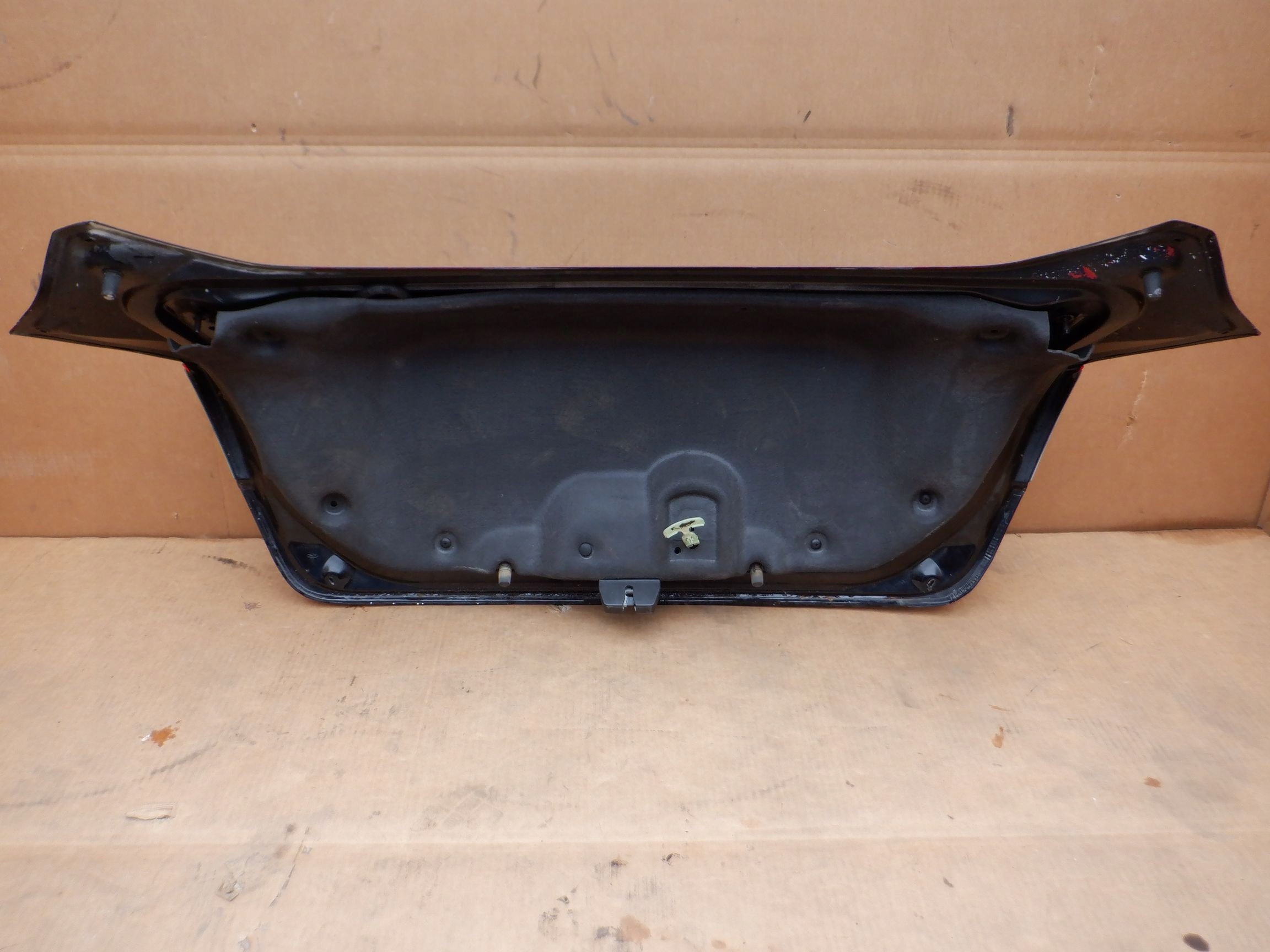 KLAPA BAGAŻNIKA FORD FOCUS MK3 LIFT SEDAN USA Jakość części (zgodnie z GVO) O - oryginał z logo producenta pojazdu (OE)