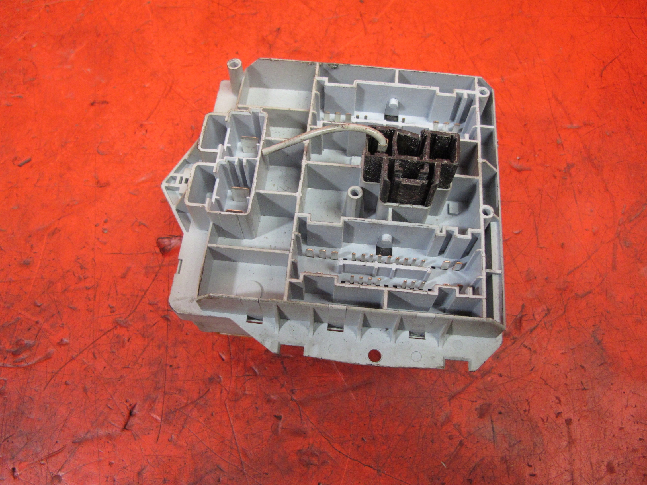 FIAT PUNTO II 2 MODULE FUSIBLES MODULE BSI