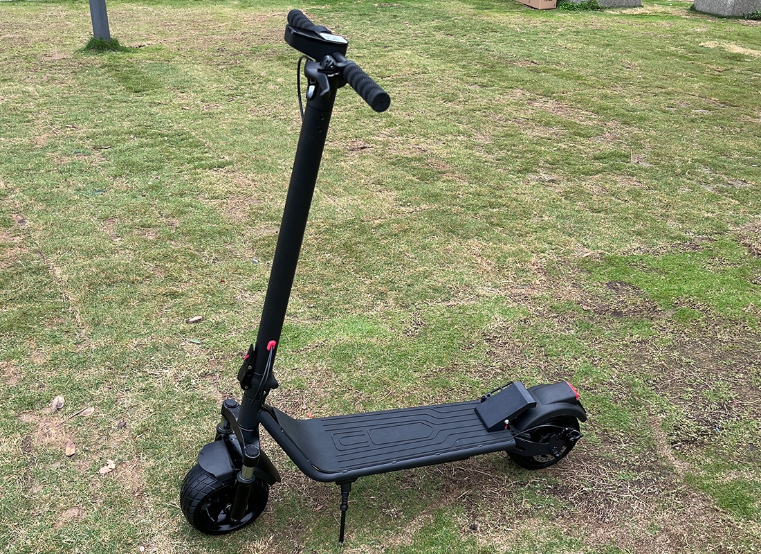 35Km/h 500w Electric Scooter Foldable W/App Weight 22 kg