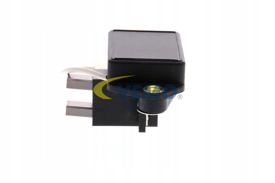 REGULATOR NAPIECIA do SKODA FELICIA I 1 3 LX LXI Part number V10 77 1015