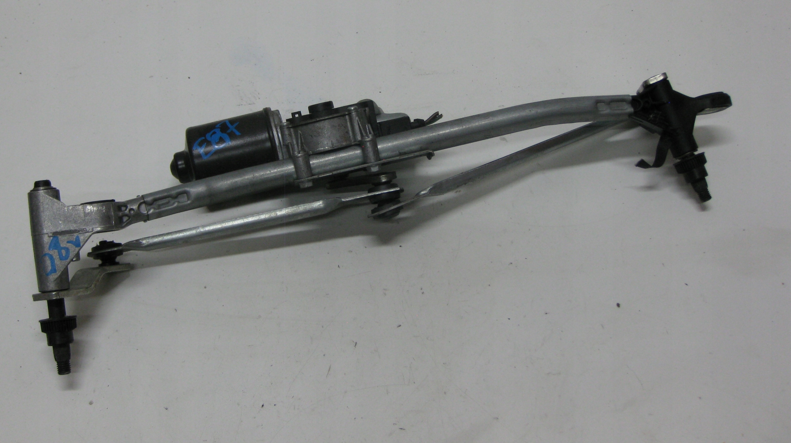 BMW E87 08R mechanism engine of wipers front 7192963