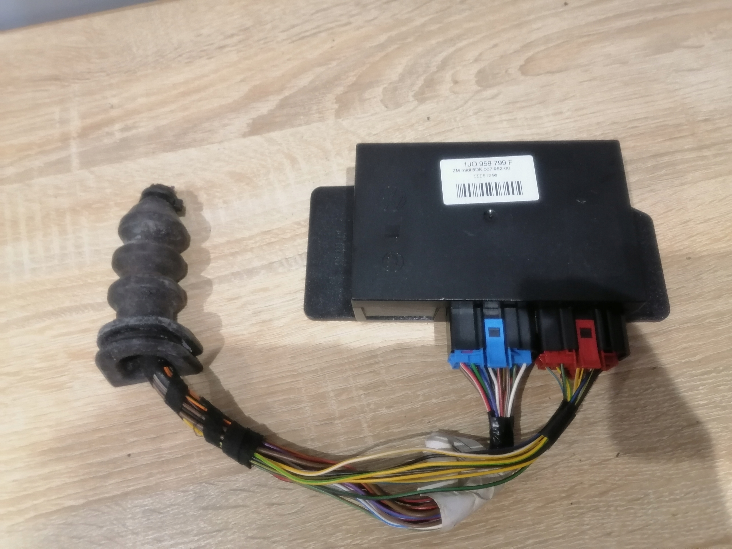 MODUŁ KOMFORTU 1J0959799F PASSAT B5