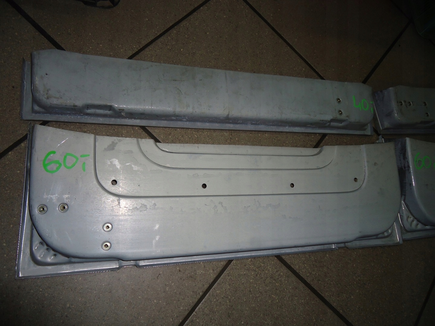 REPERATURKA DRZWI TYŁ TYLNYCH MERCEDES KACZKA 207 - 410 Producent części Potrykus