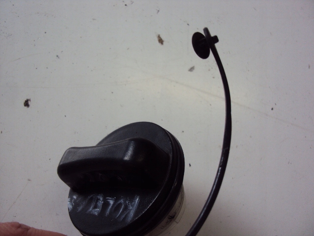 KOREK WLEWU PALIWA RENAULT KOLEOS II 2 0 DCI 18R Car type 4x4 SUV Passenger cars