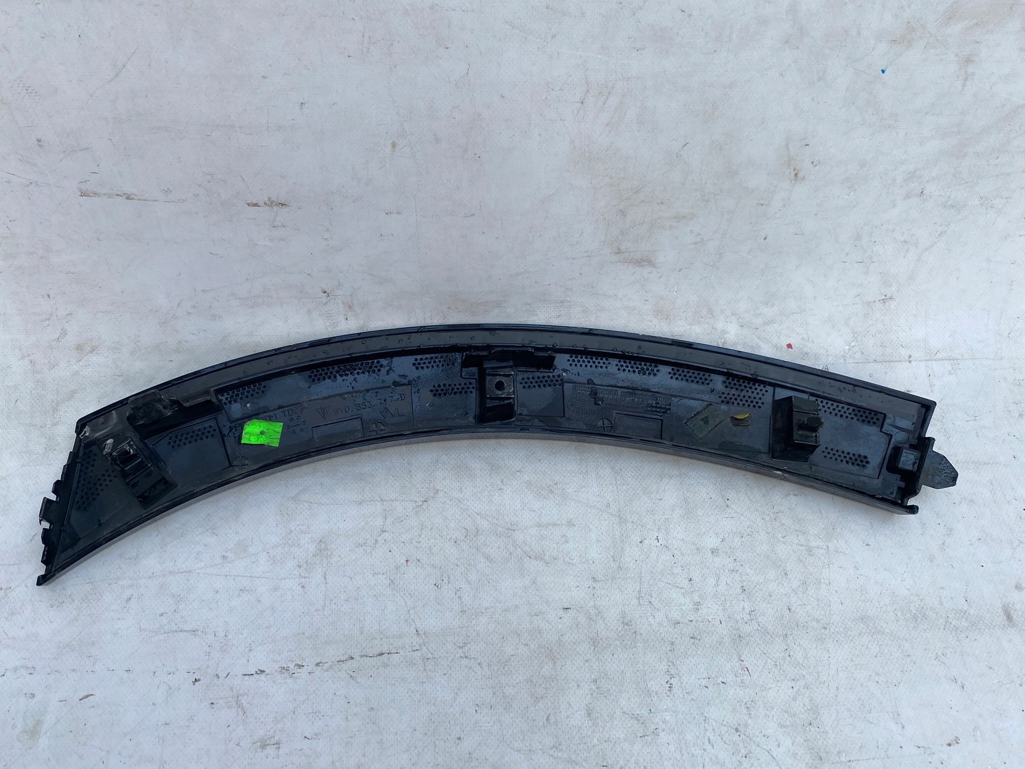 PORSCHE CAYENNE 9Y cap moulding of a bumper left front 9Y0853717D