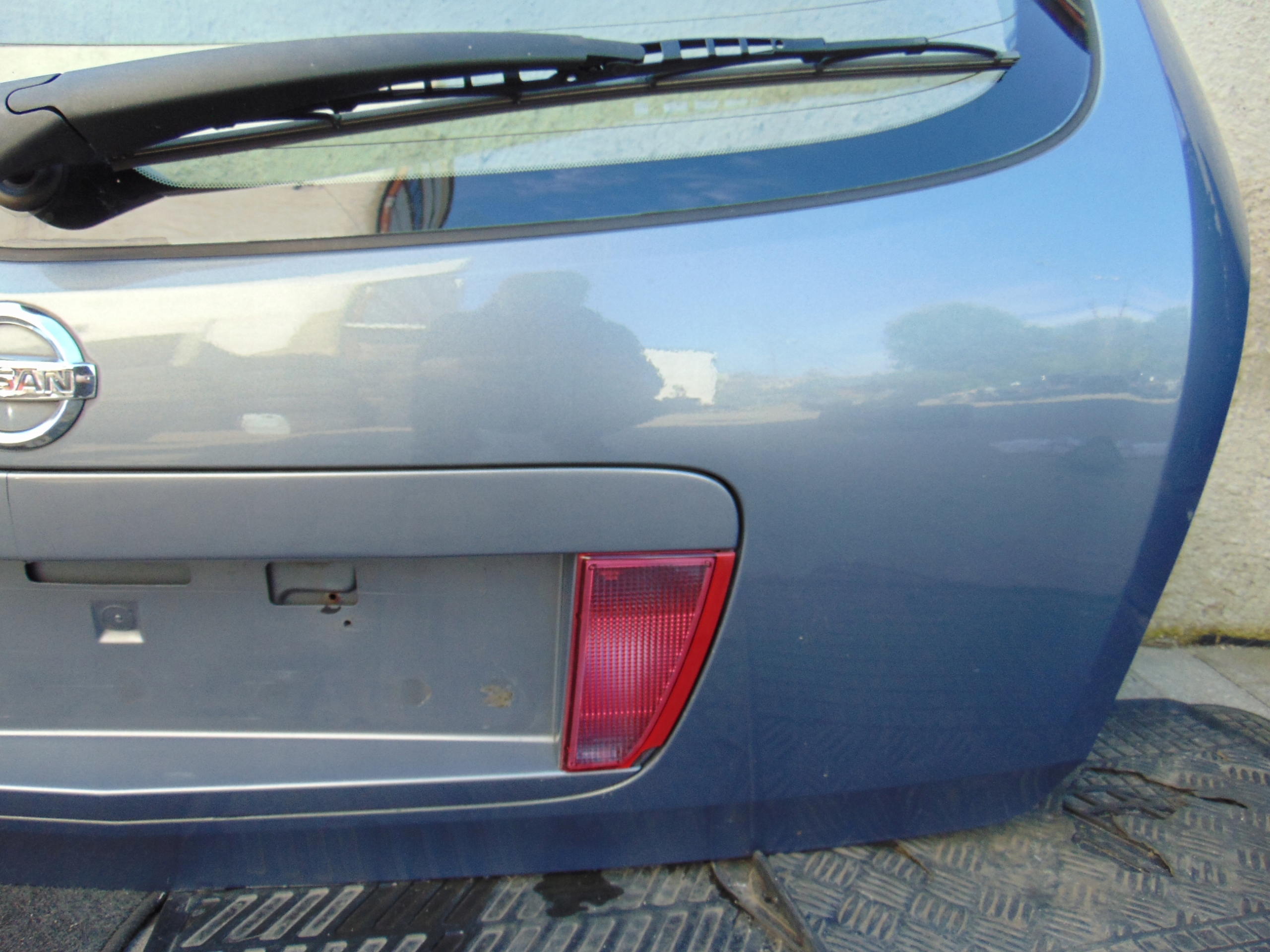901009F730 Крышка (дверь) багажника Nissan Primera P11 1999-2002 2001 купить бу 