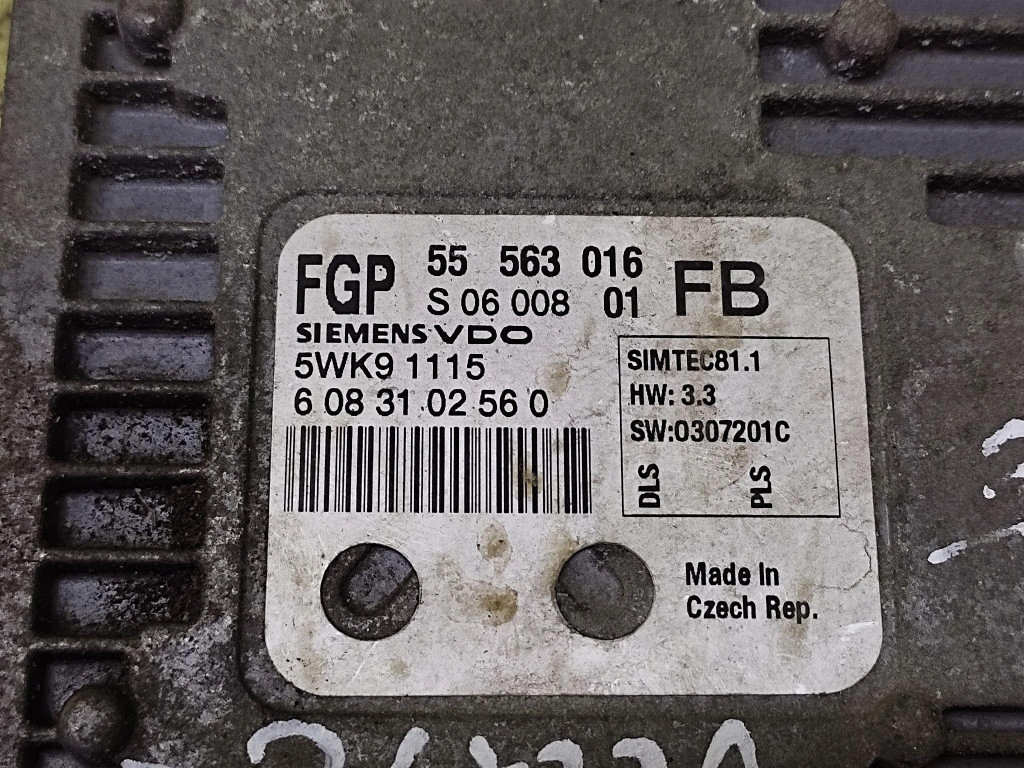 OPEL VECTRA C Centralina Motore 55563016