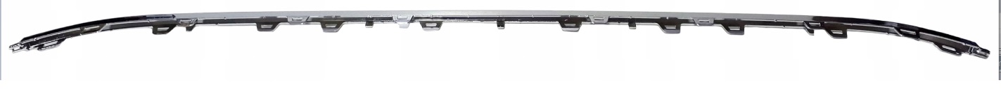 PASSAT B8 listwa zderzaka przedniego CHROM Strona zabudowy przód