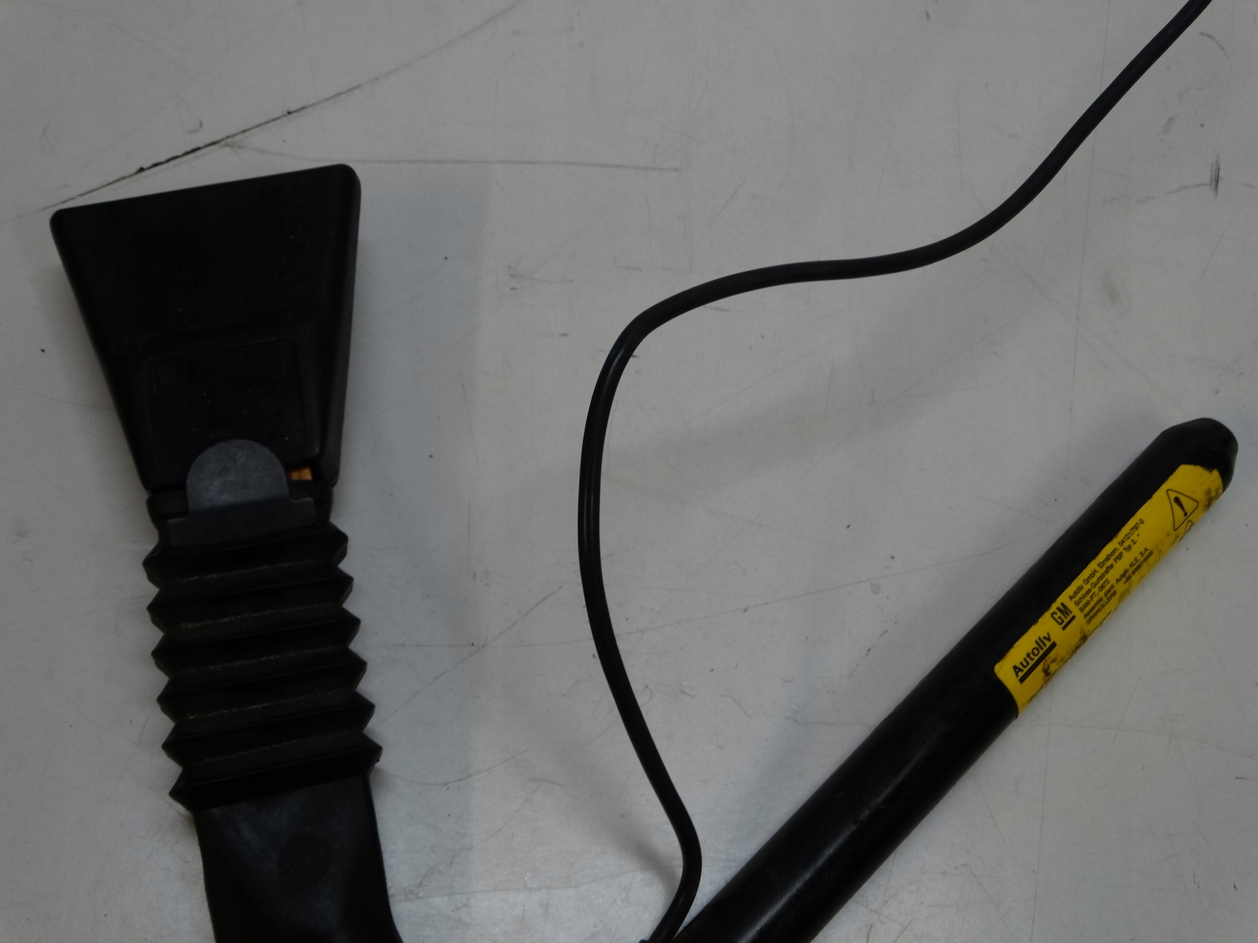 adjuster supports right front OPEL CORSA C 09114886