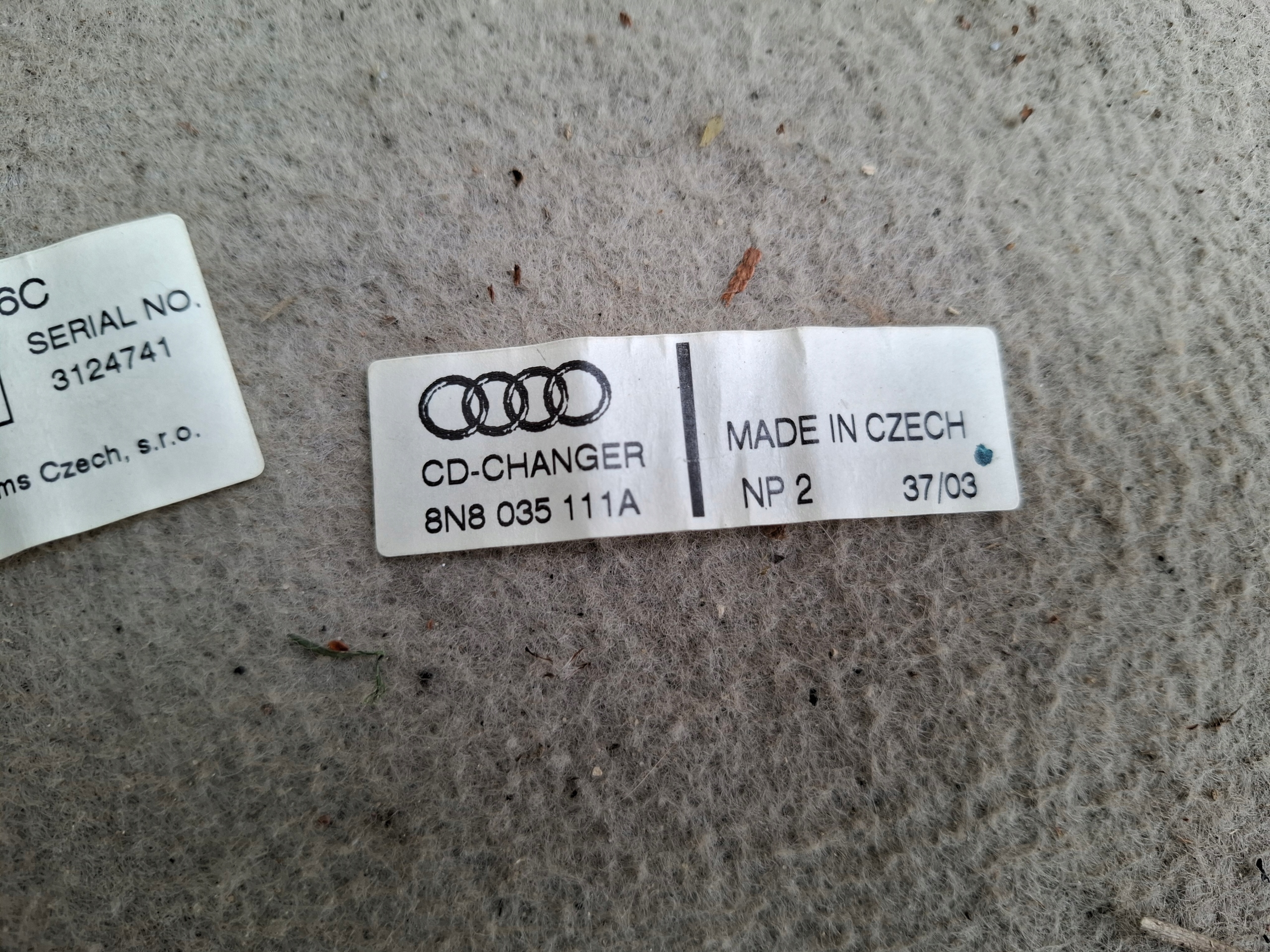 changer plyt CD AUDI TT 8N originál 8N8035111A