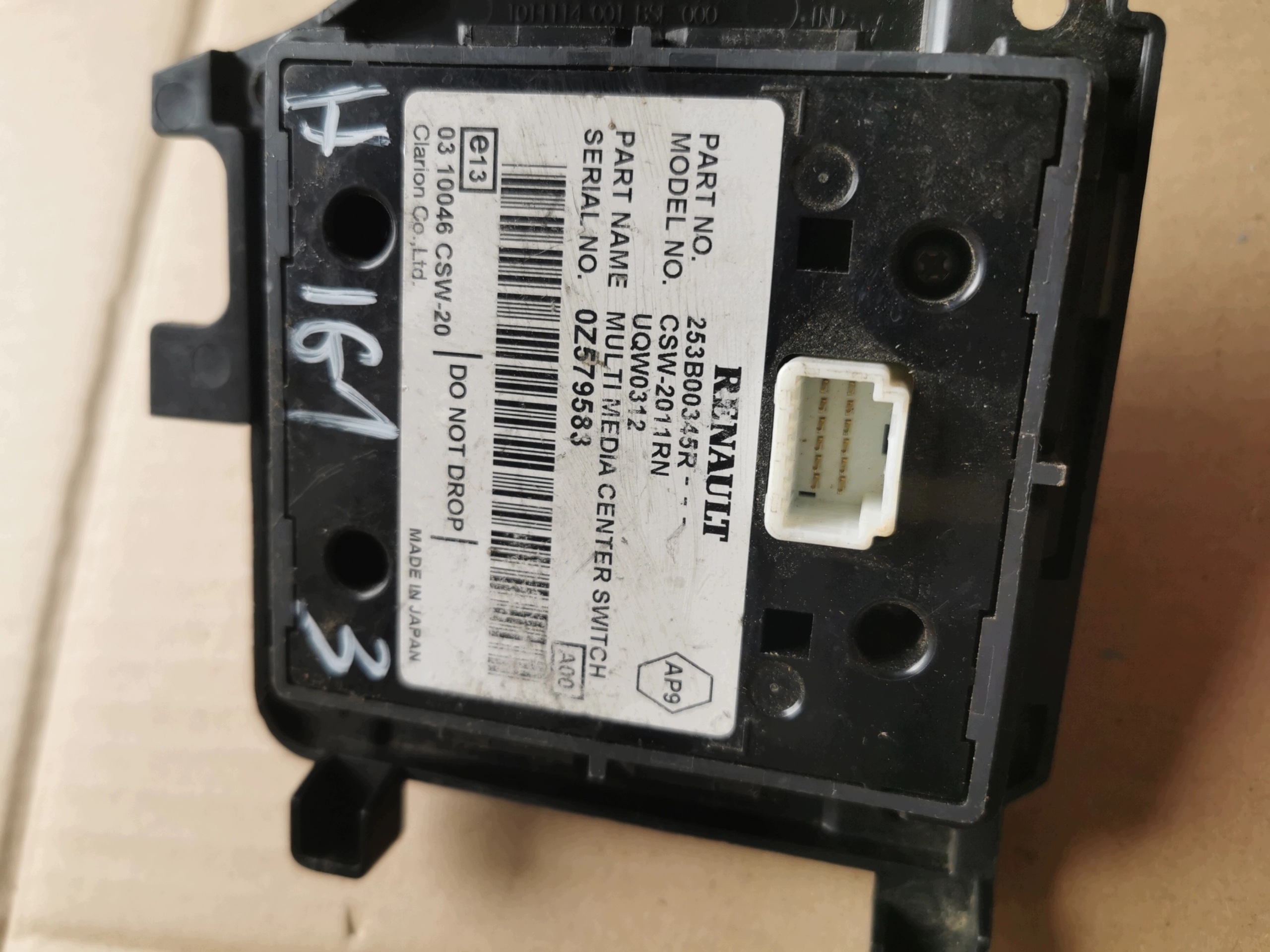RENAULT MEGANE III switch PANEL NAVI 253B00345R CSW-2011RN