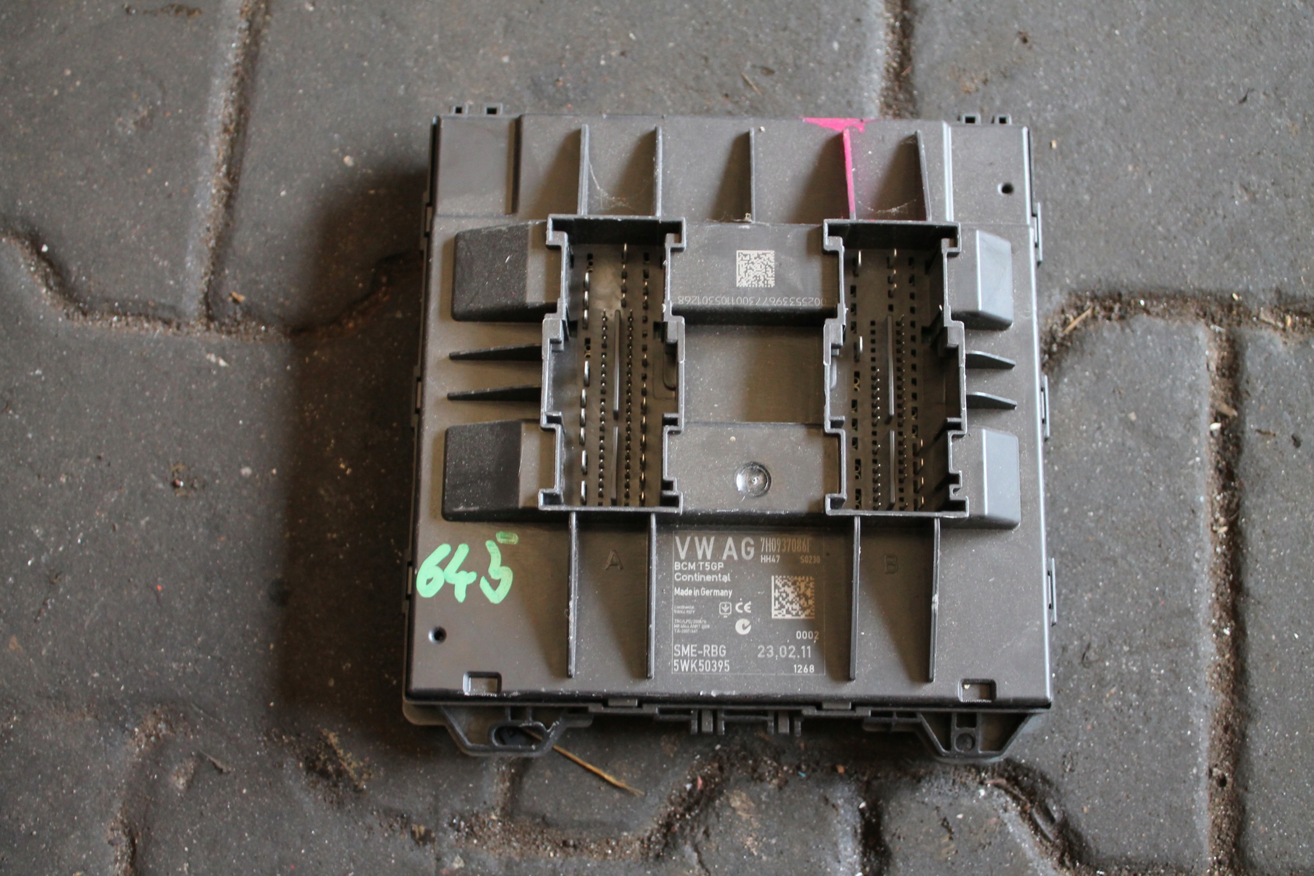 645. comfort control unit VW 7H0937086F
