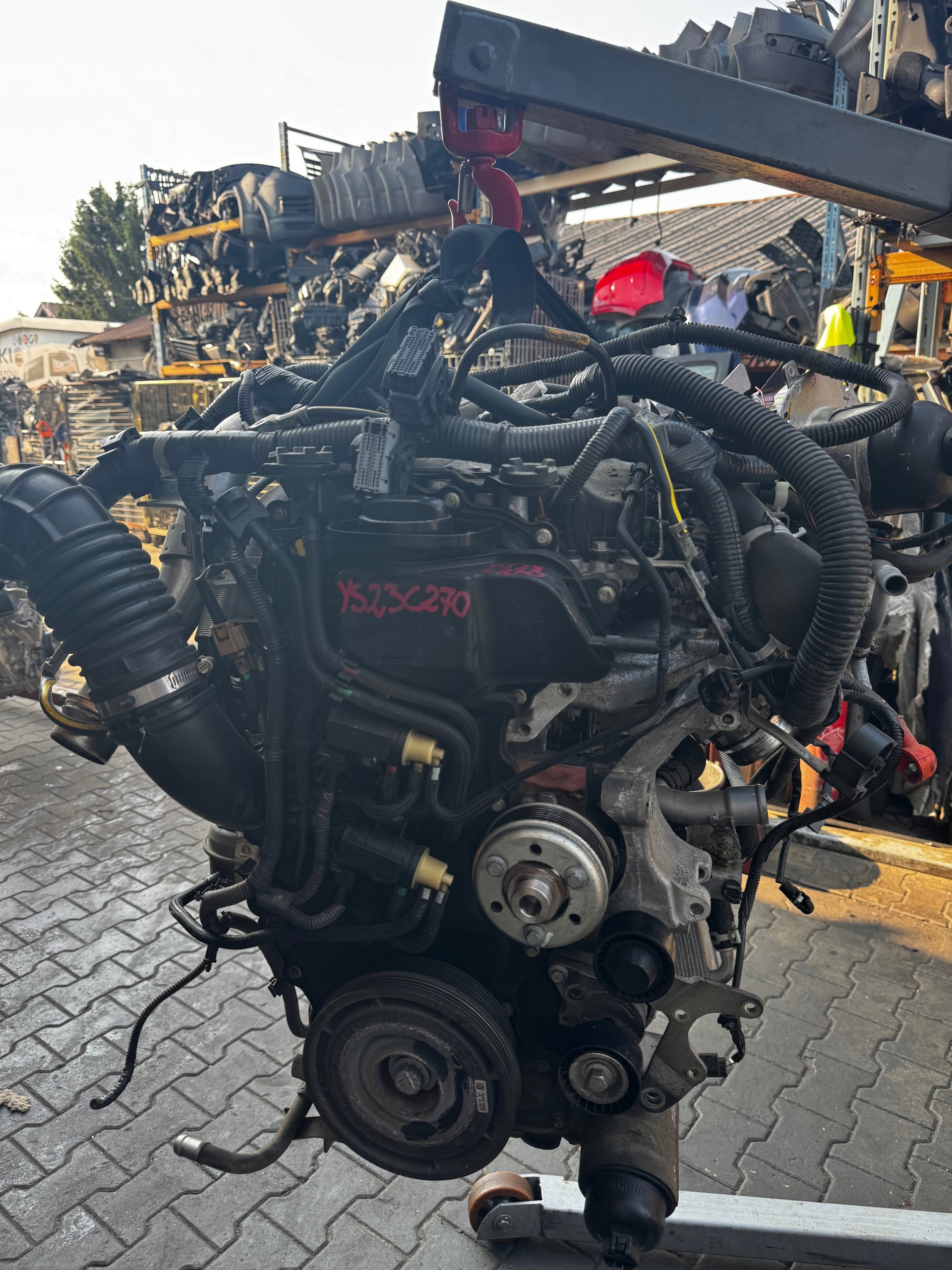 engine complete MERCEDES NISSAN NAVARA 120TYS KM YS23C270