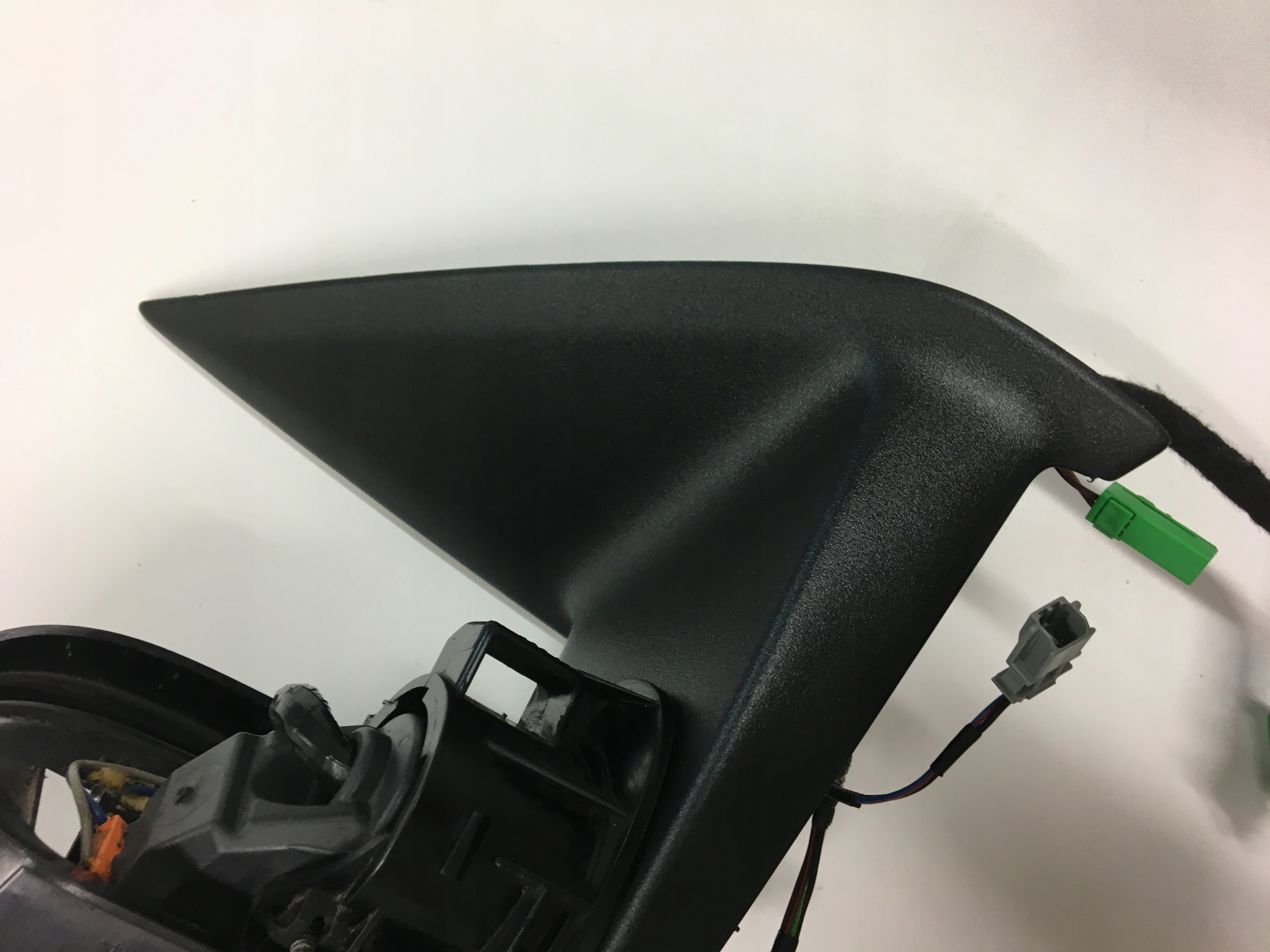 volvo XC 90 зеркало правое рестайлинг 07-14r 18Pin диффузор