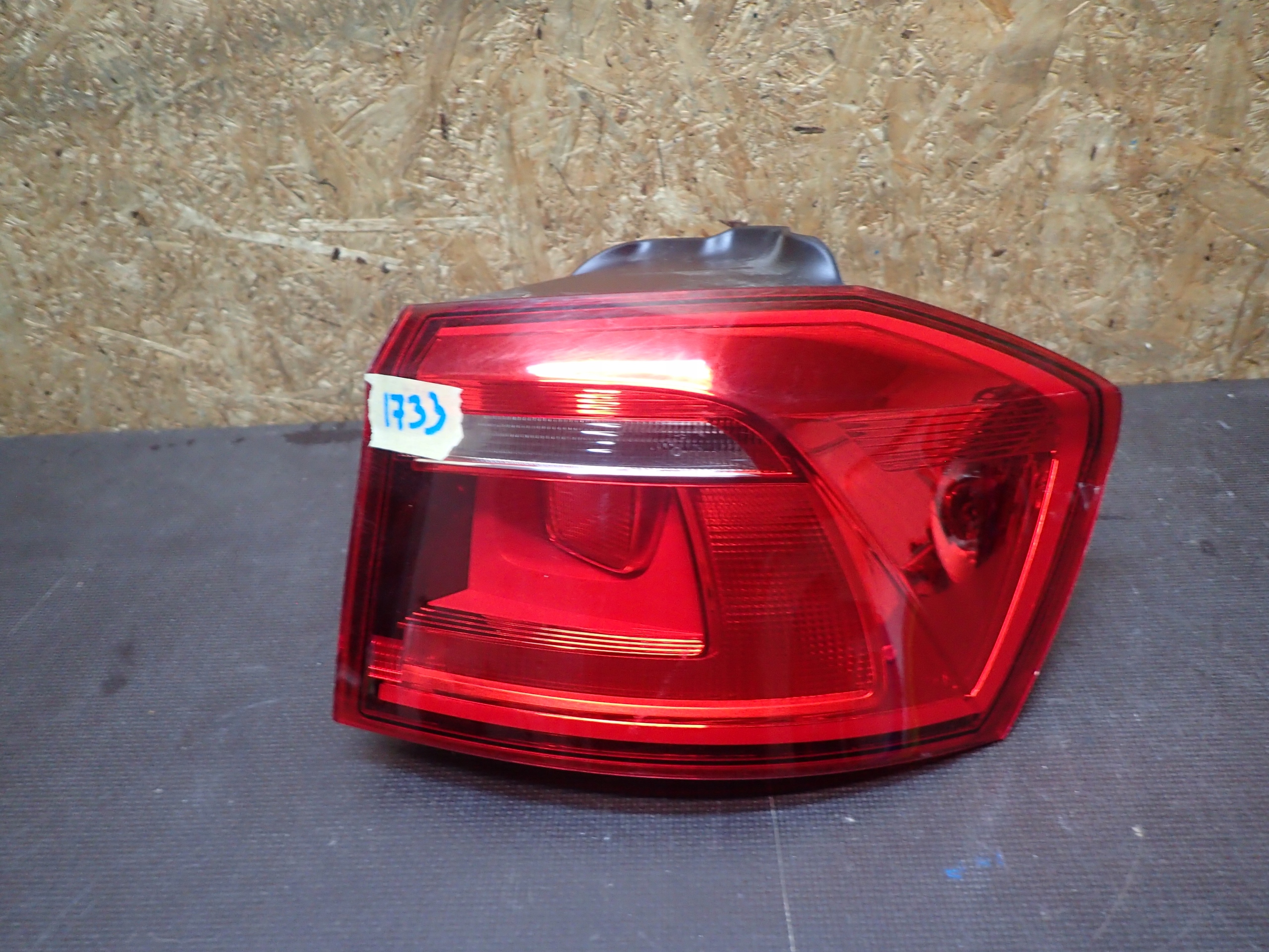 LIGHT REAR PART RIGHT VW SPORTSVAN 510945096R