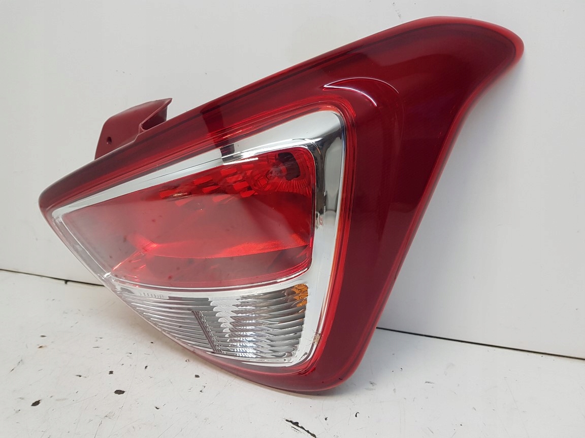 HYUNDAI I10 II light right rear part 92402-B9000 2013